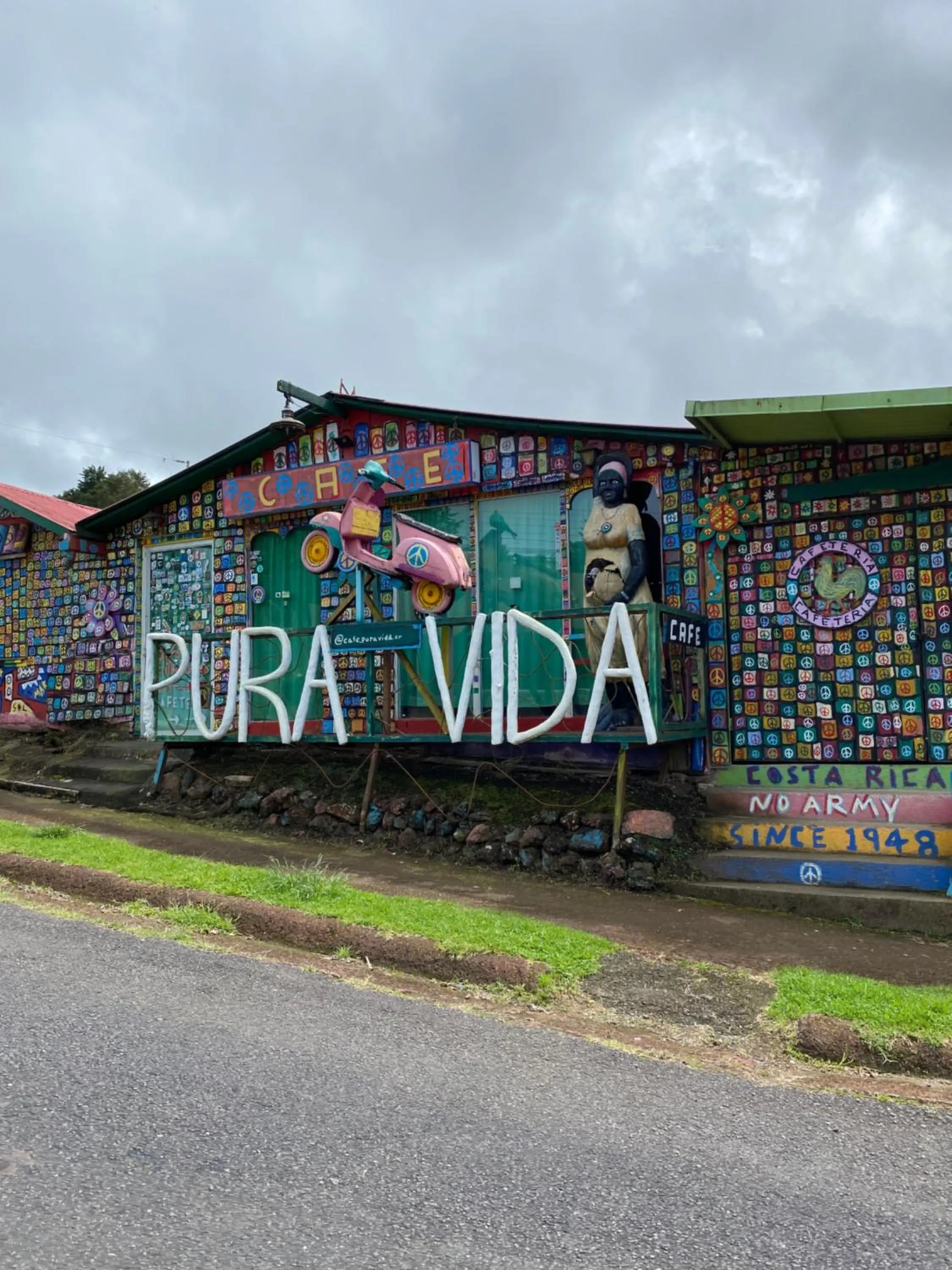 Nearby landmark in Park View Hotel & Restaurant