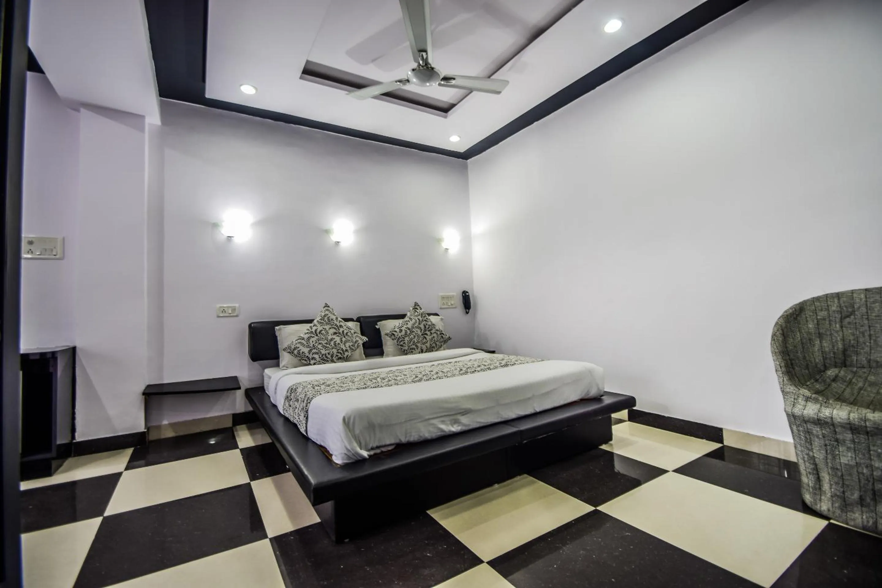 Bed in Hotel The Space