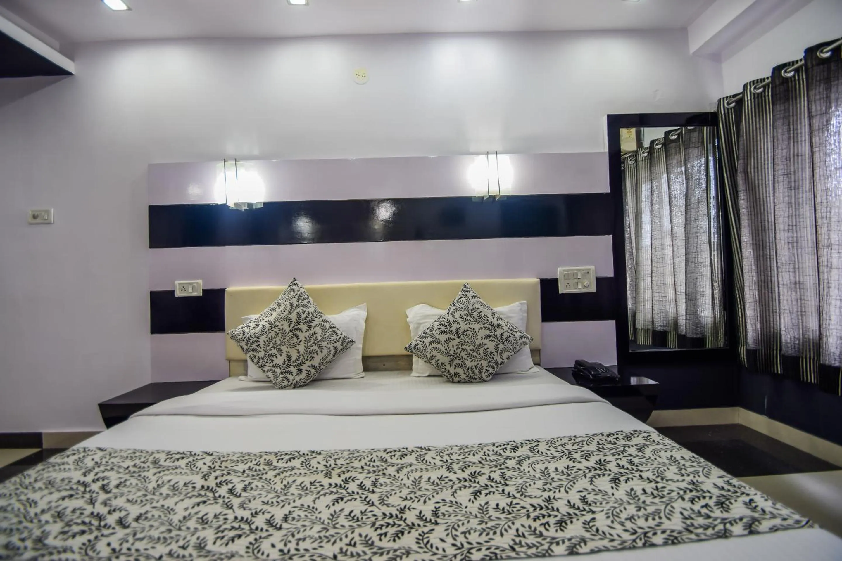 Bed in Hotel The Space