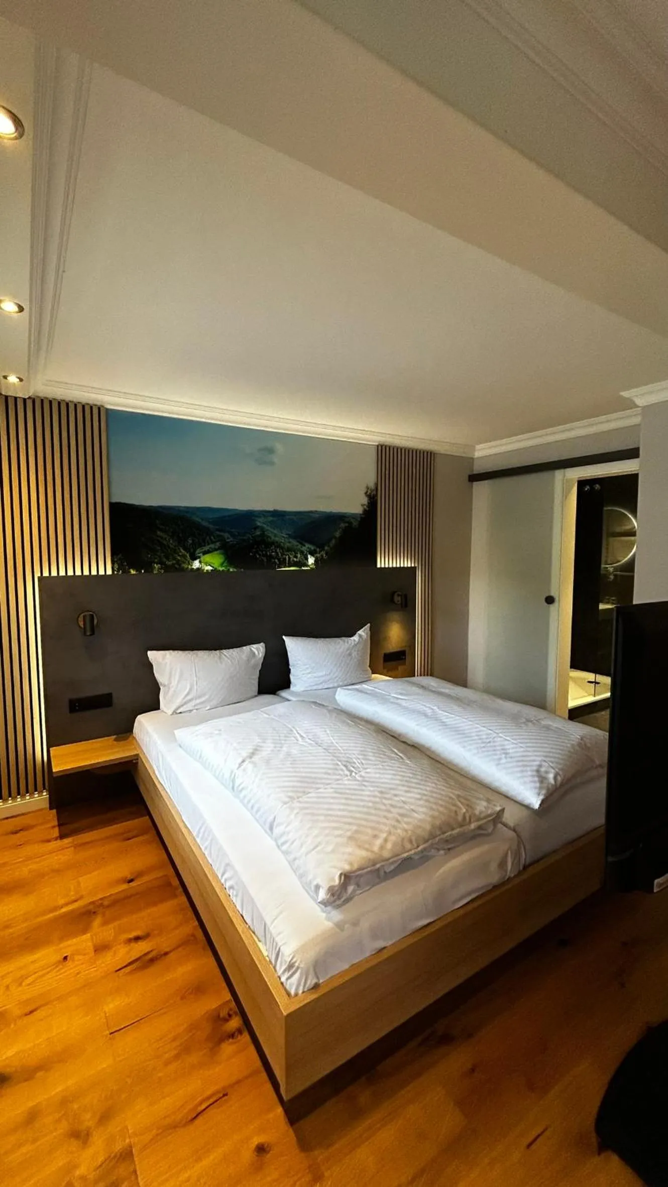 Bedroom in Hotel Lamm Baiersbronn Mitteltal