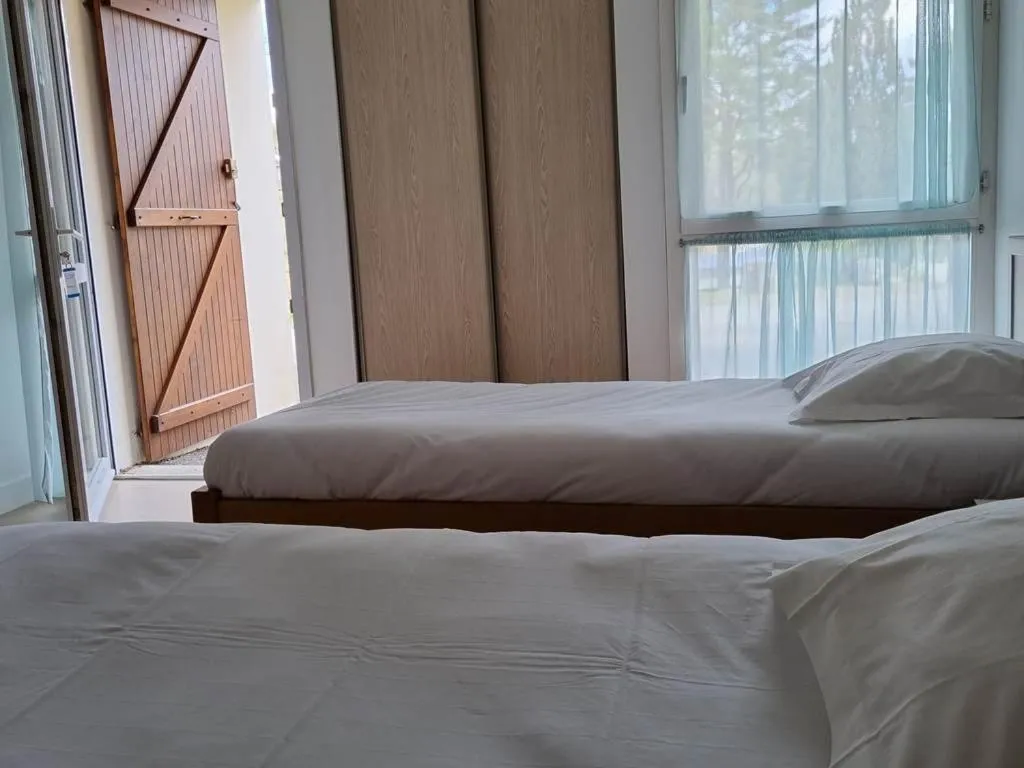 Bed in Hôtel Eden Lake