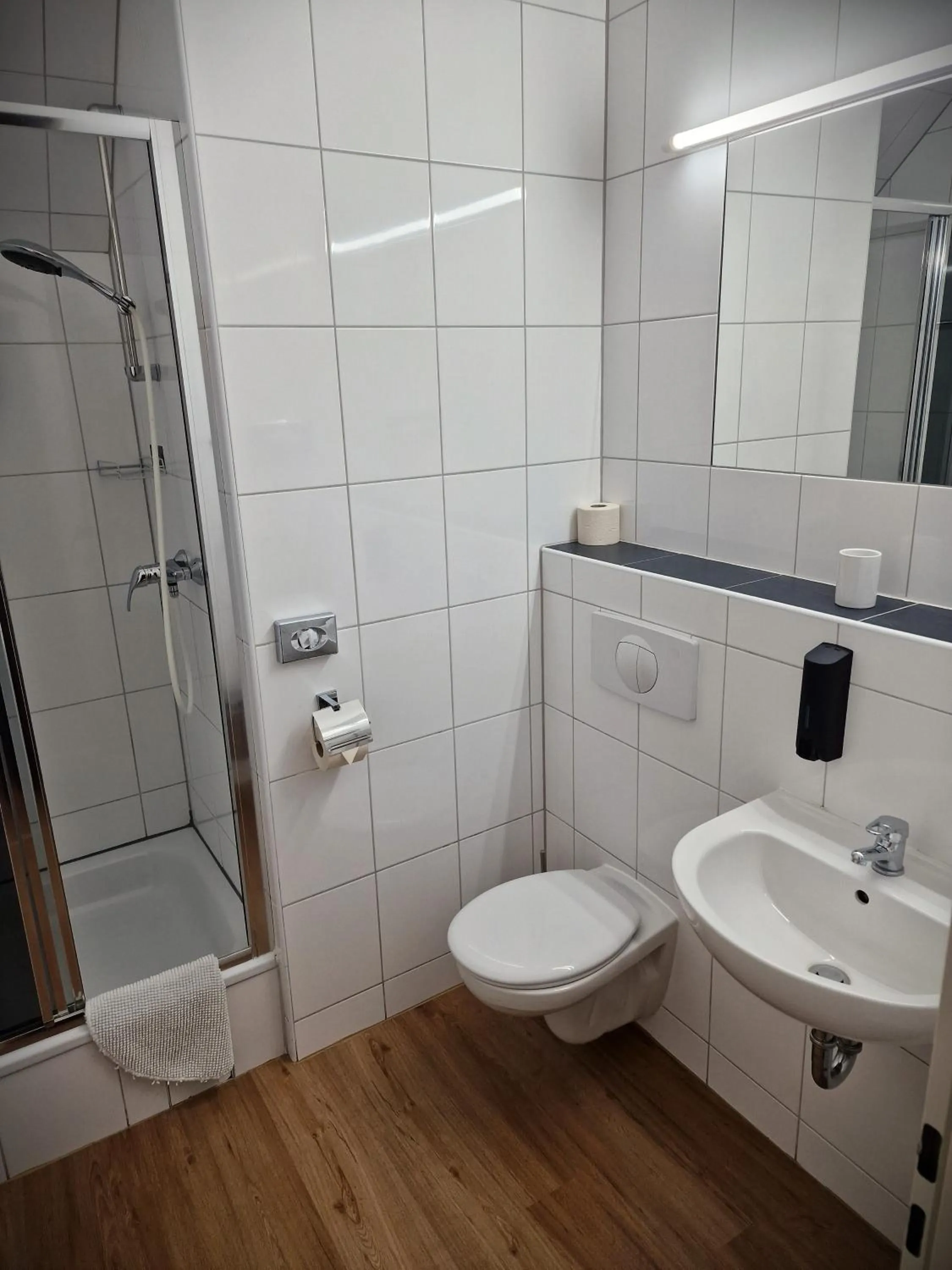 Shower in Mikon Eastgate Hotel - City Centre