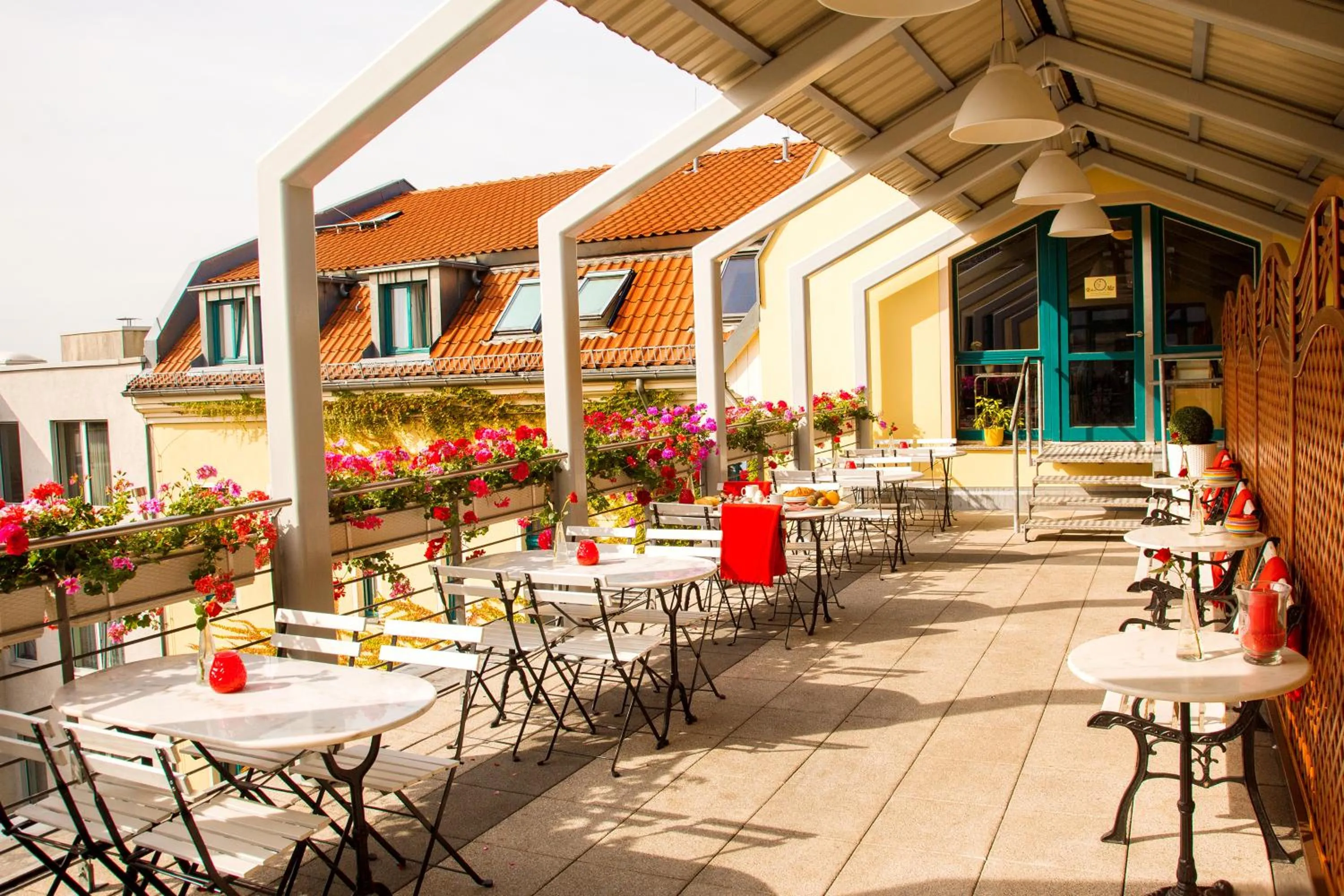 Day in Mikon Eastgate Hotel - City Centre