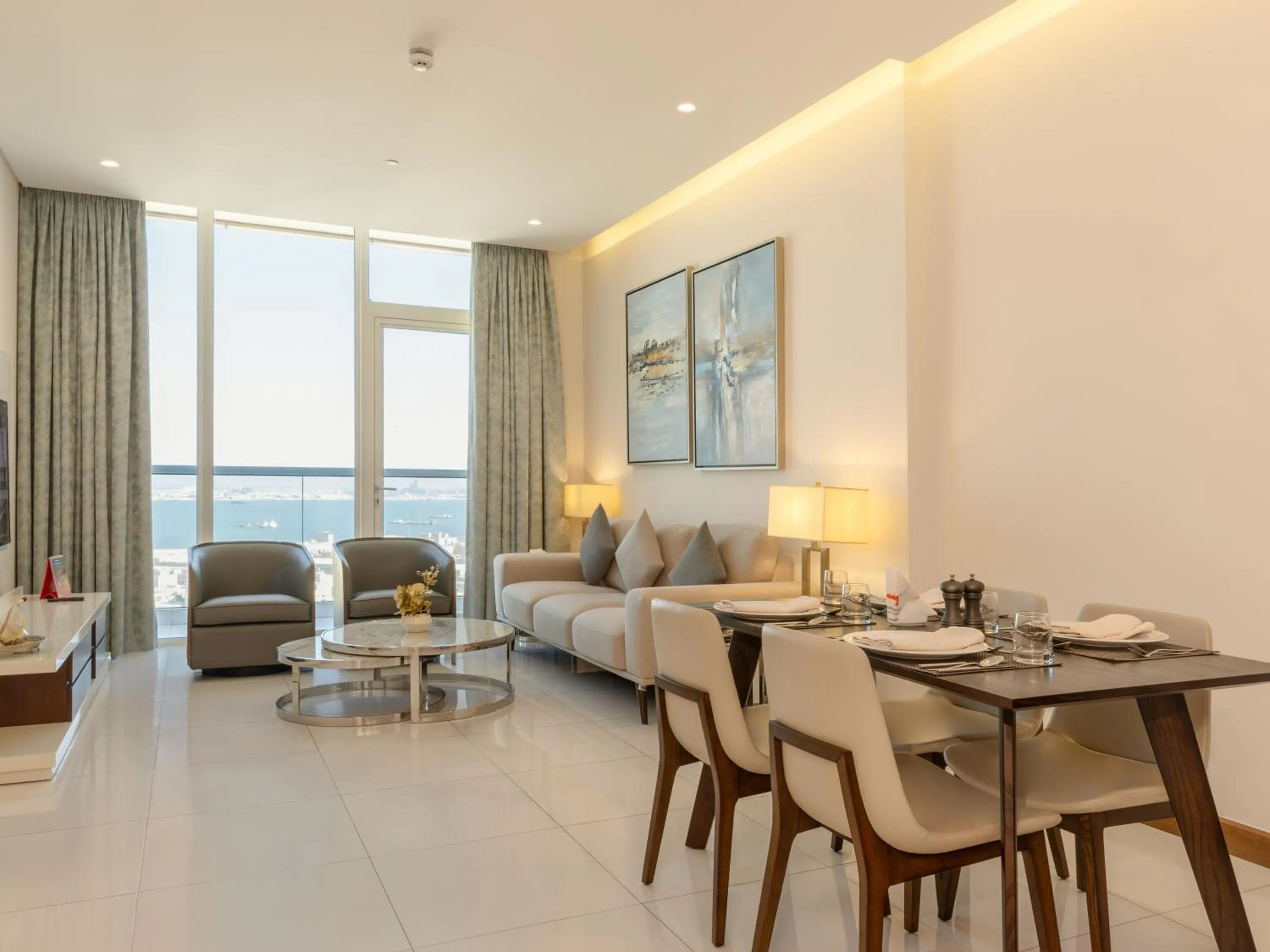 Food and drinks in Swiss-Belsuites Admiral Juffair