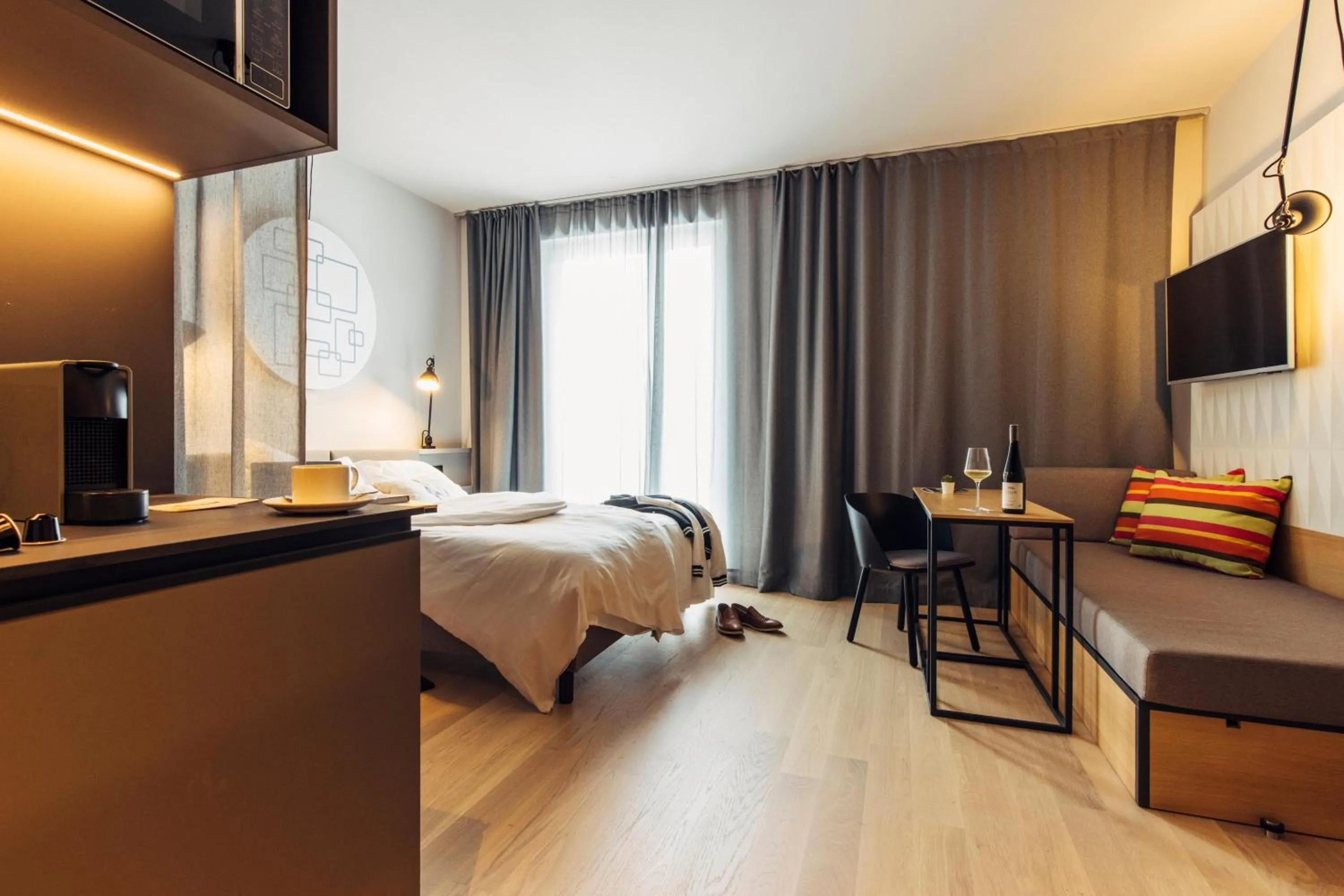 Photo of the whole room, Bed in harry's home Bischofshofen hotel & apartments