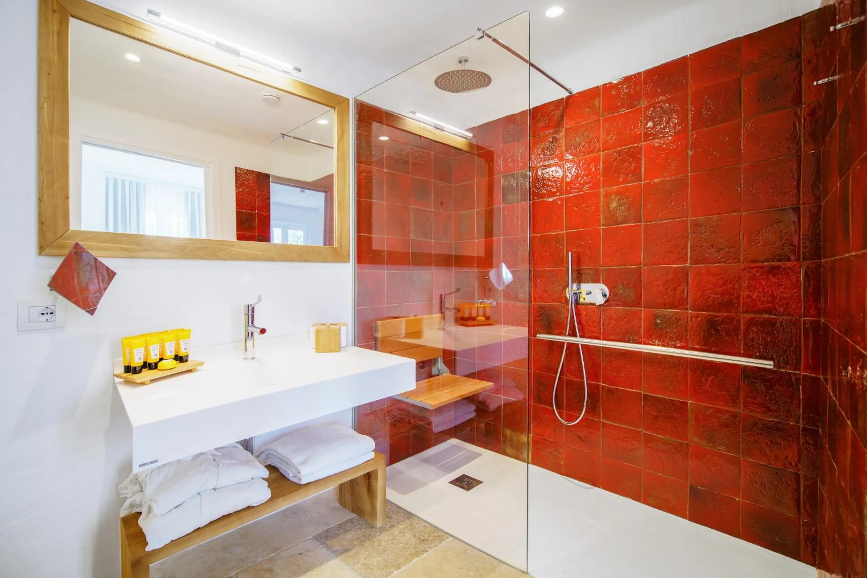 Bathroom in Sant Efis Hotel