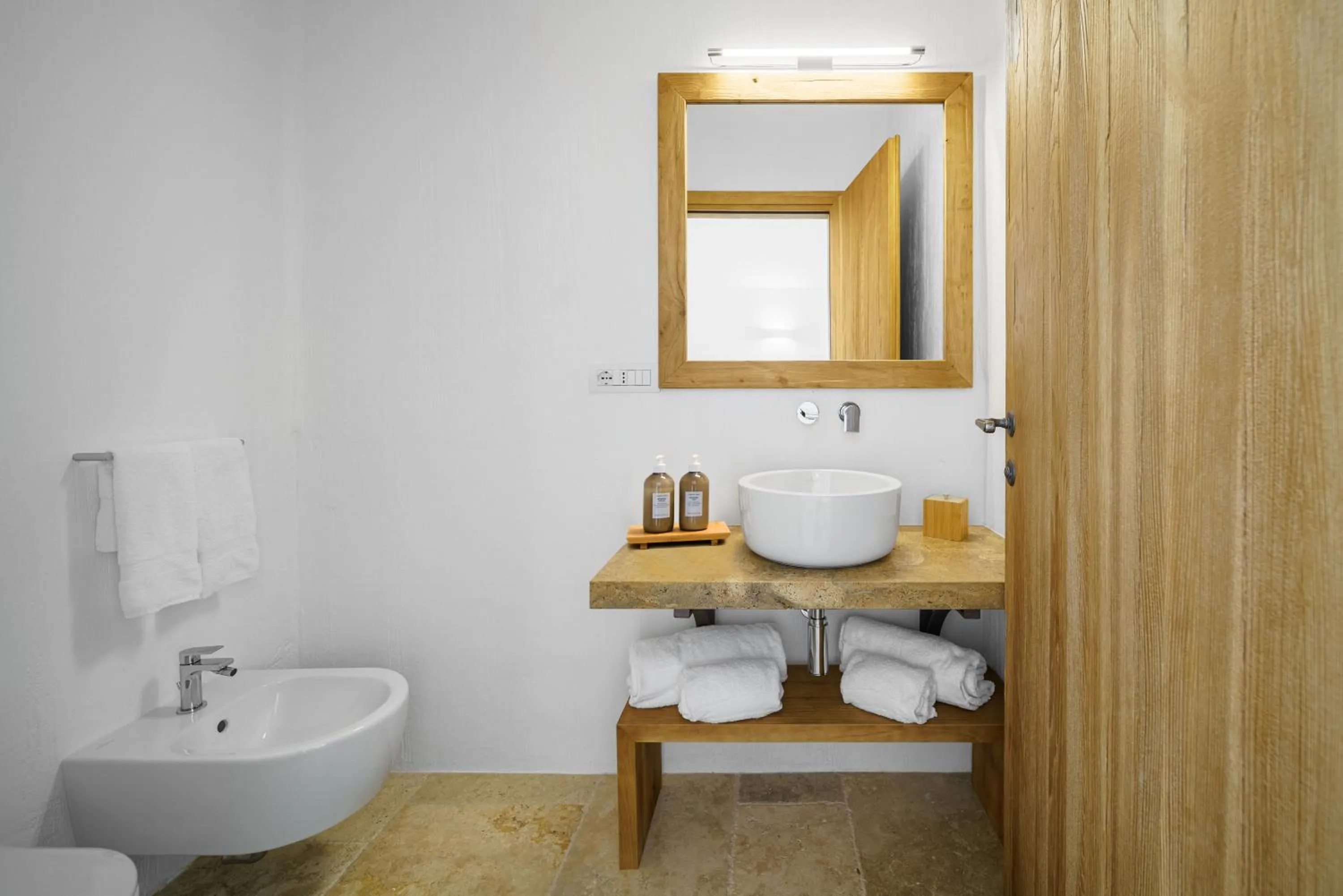 Bathroom in Sant Efis Hotel