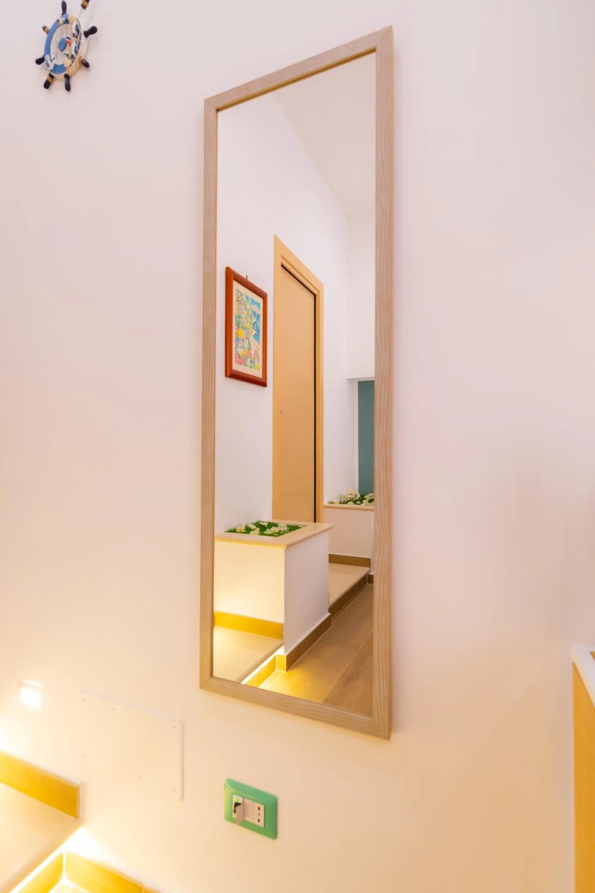 Decorative detail in Le Meraviglie Di Napoli