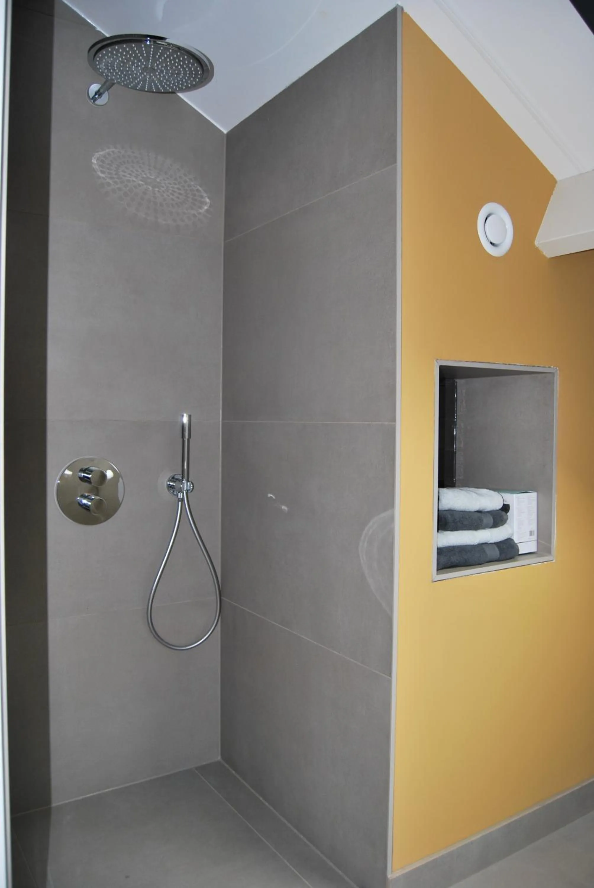 Bathroom in Hoeve de Heemser Parel