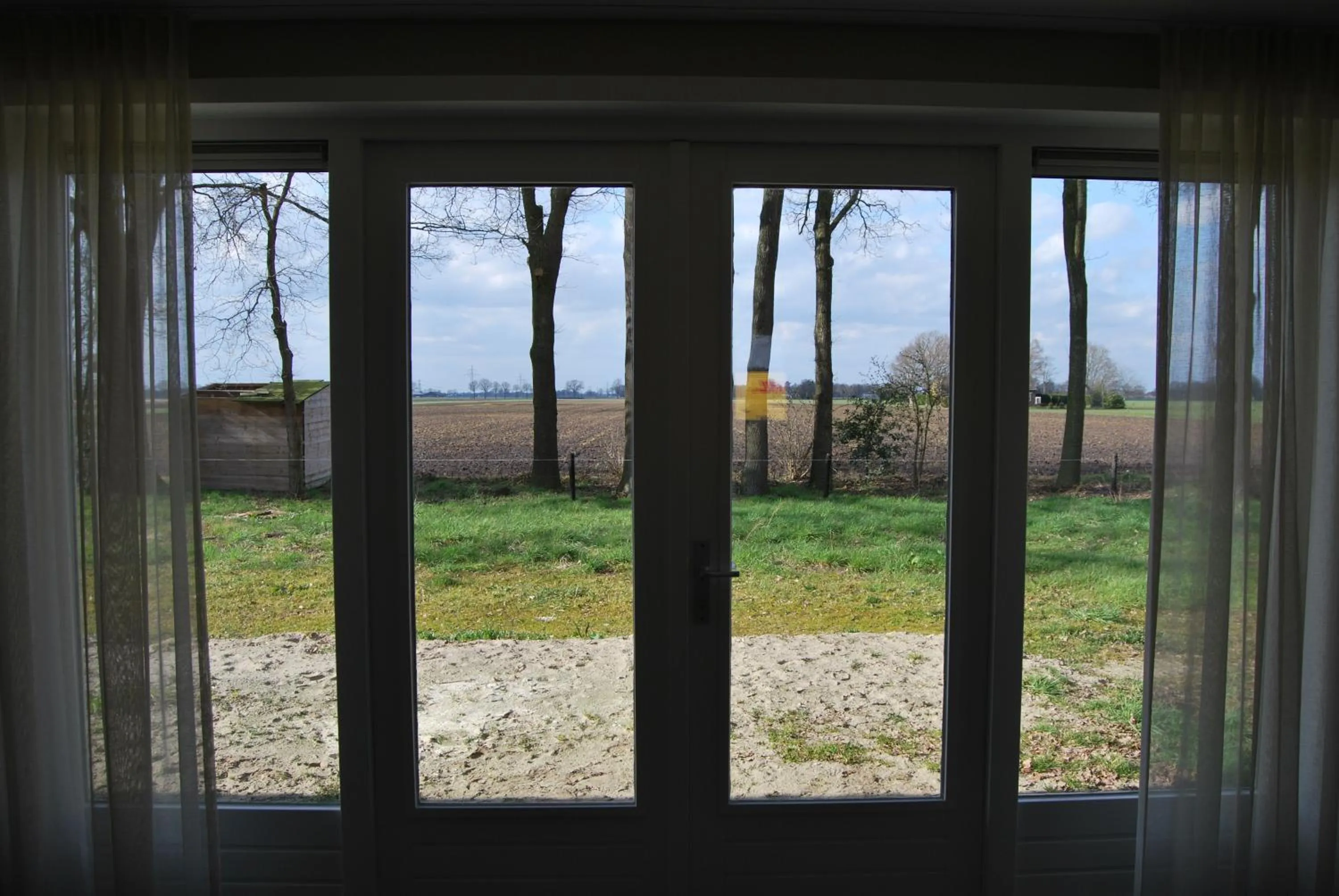 Garden view in Hoeve de Heemser Parel