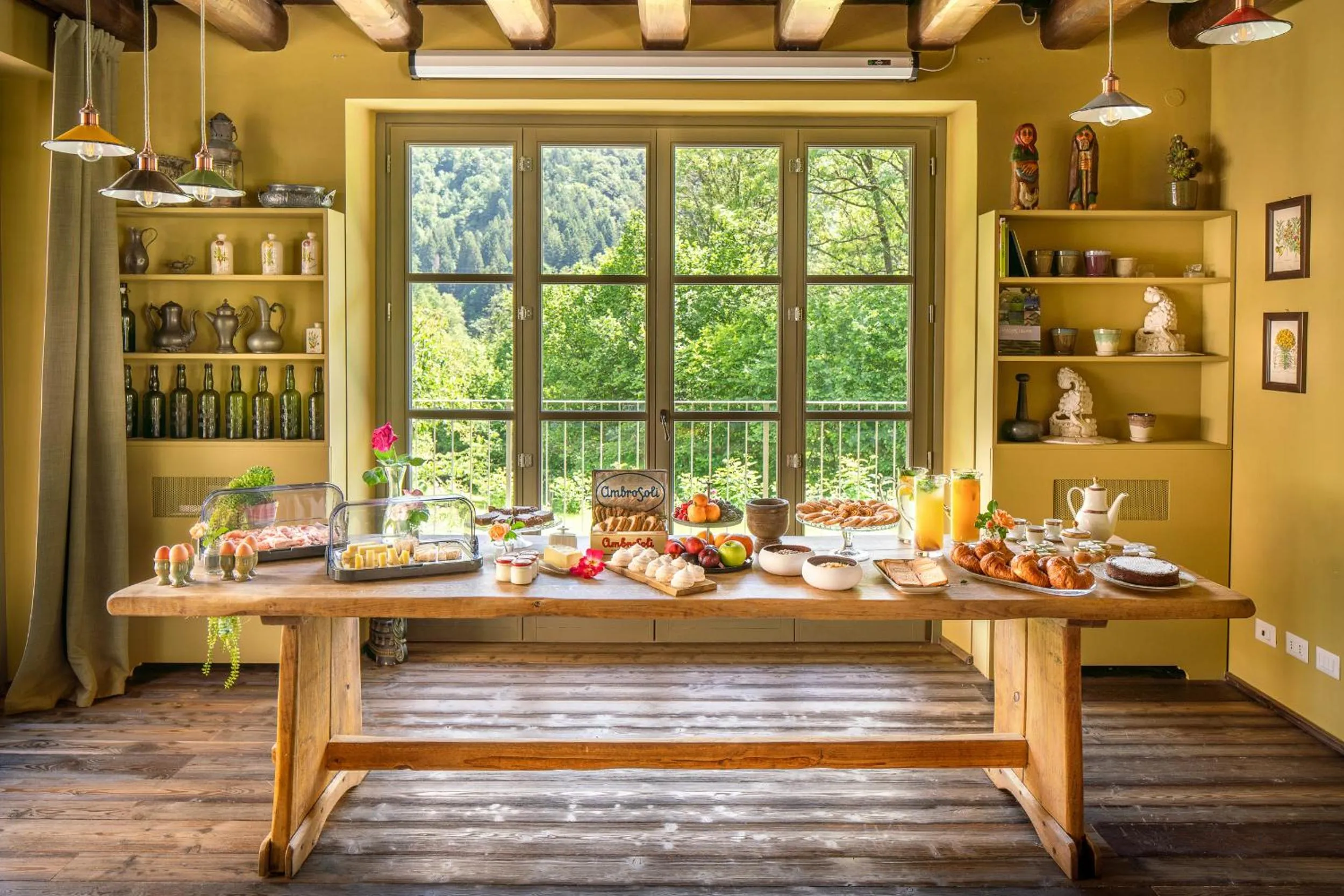 Food and drinks in Country House La Bursch