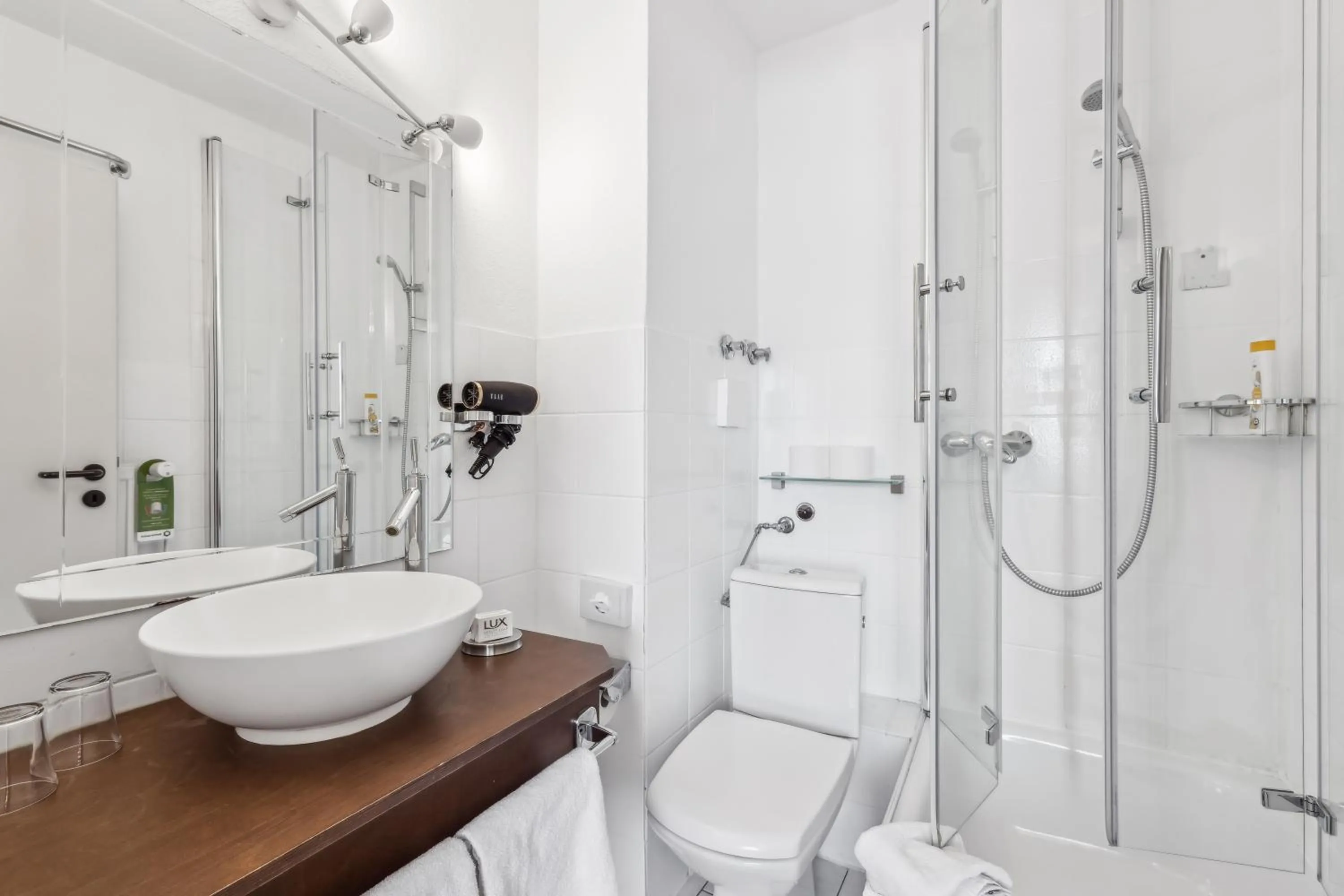 Bathroom in Cityhotel Amadeus