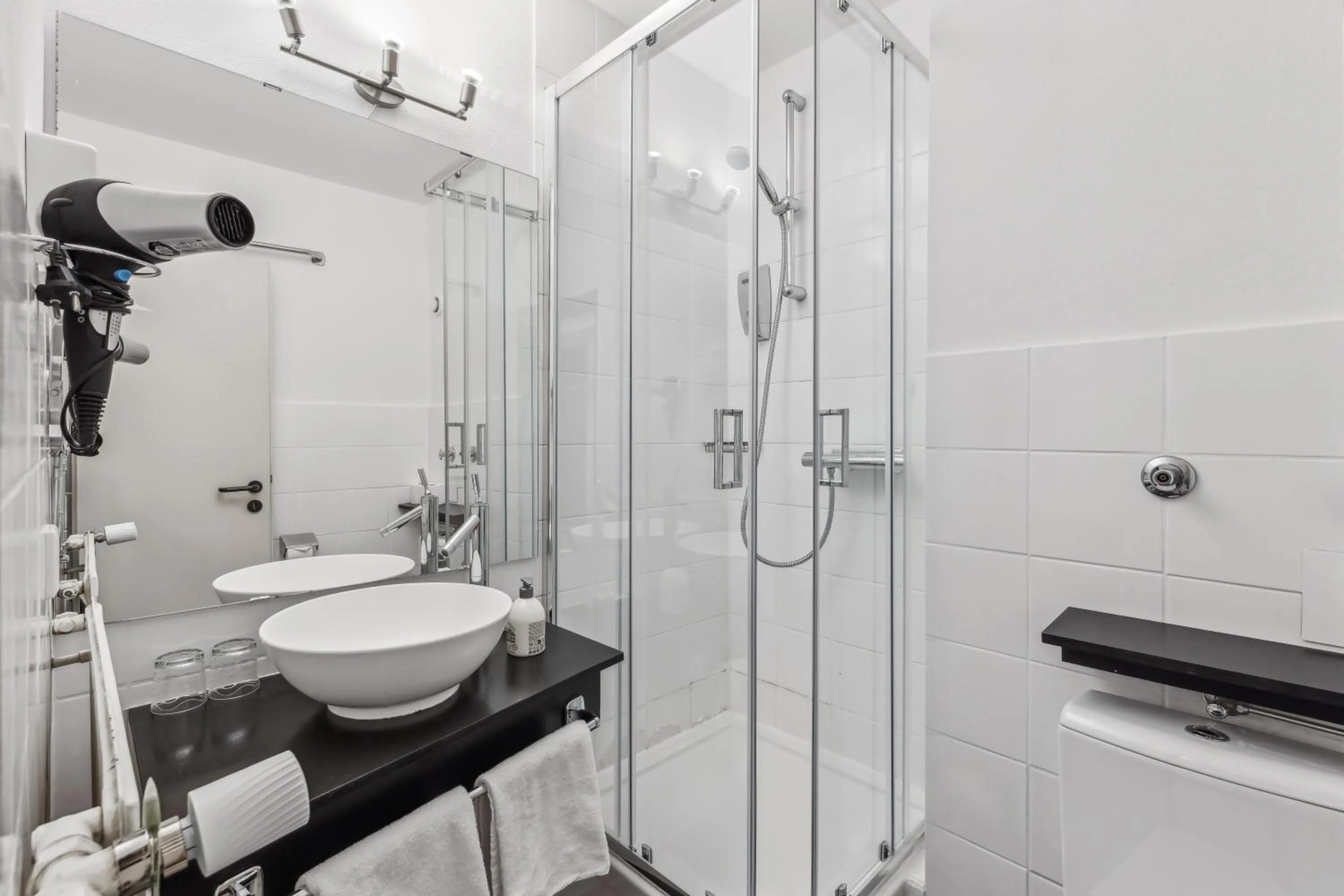 Bathroom in Cityhotel Amadeus