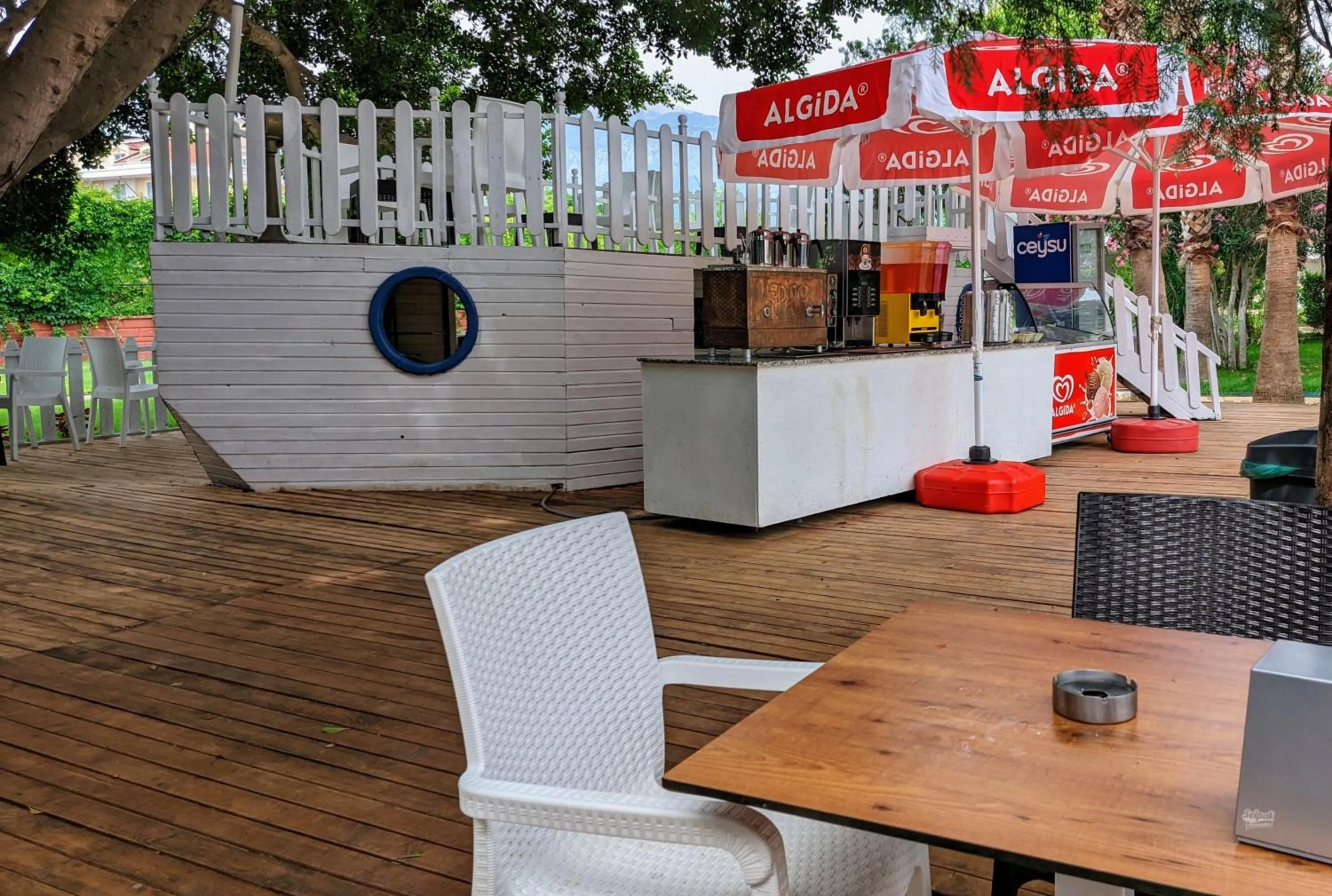 Day in UK Hotel Kiriş