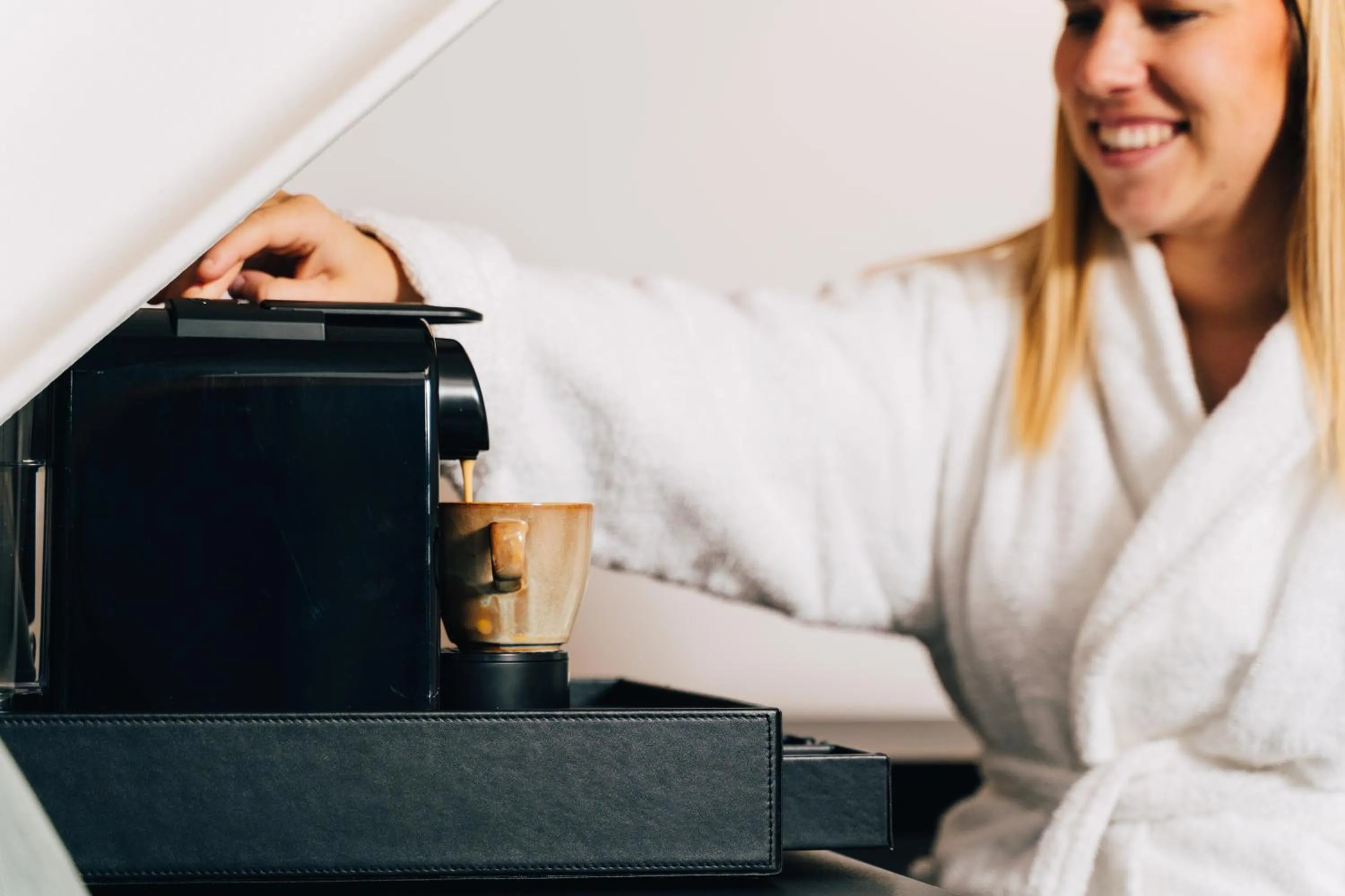 Coffee/tea facilities in Factory Hotel