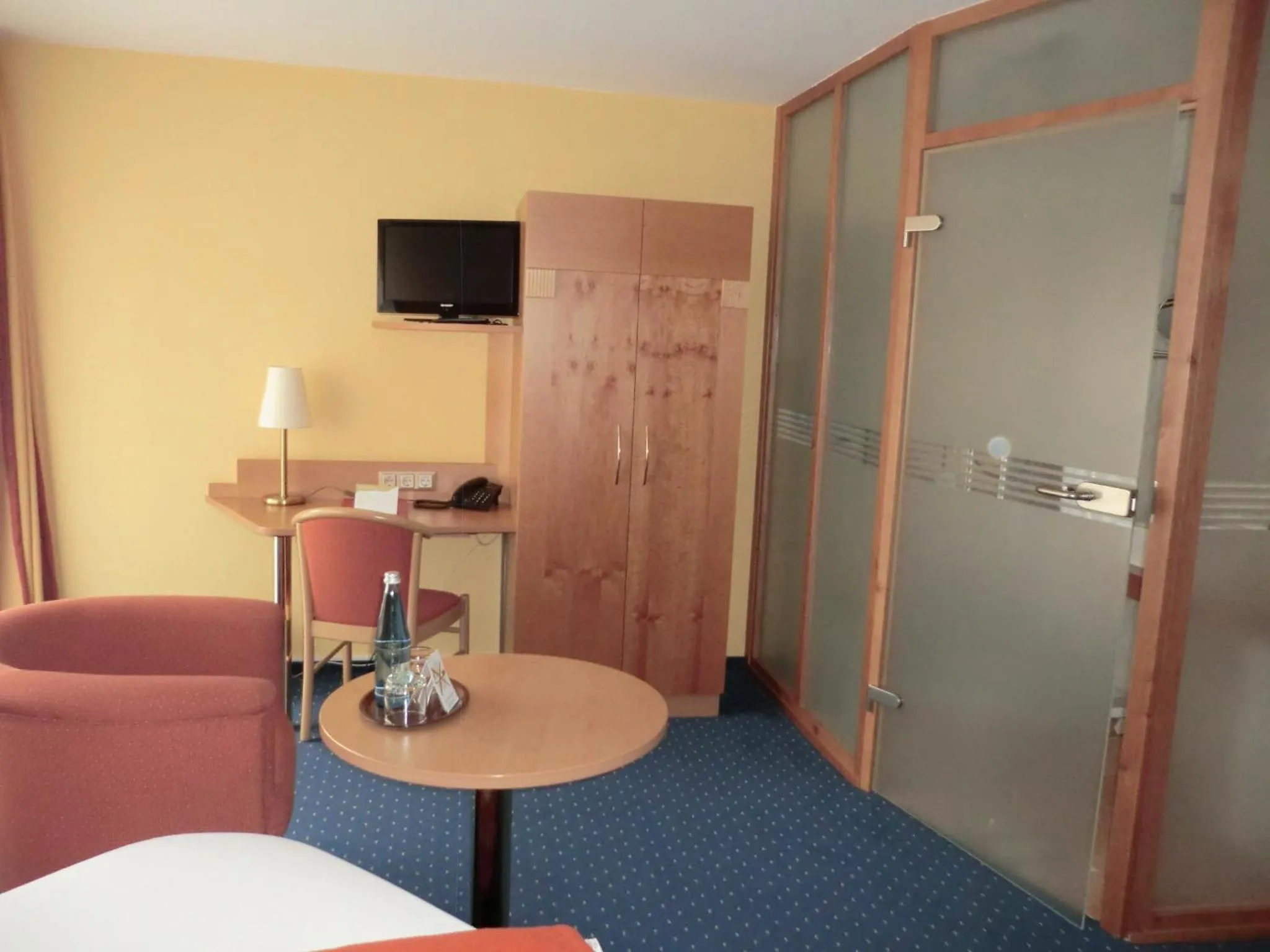 Photo of the whole room in Hotel Altenberg