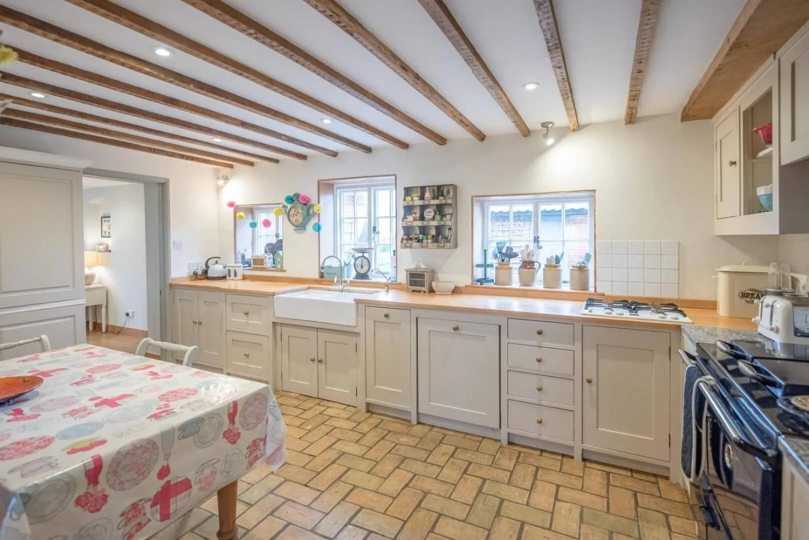 46 Ivy Cottage, Easton