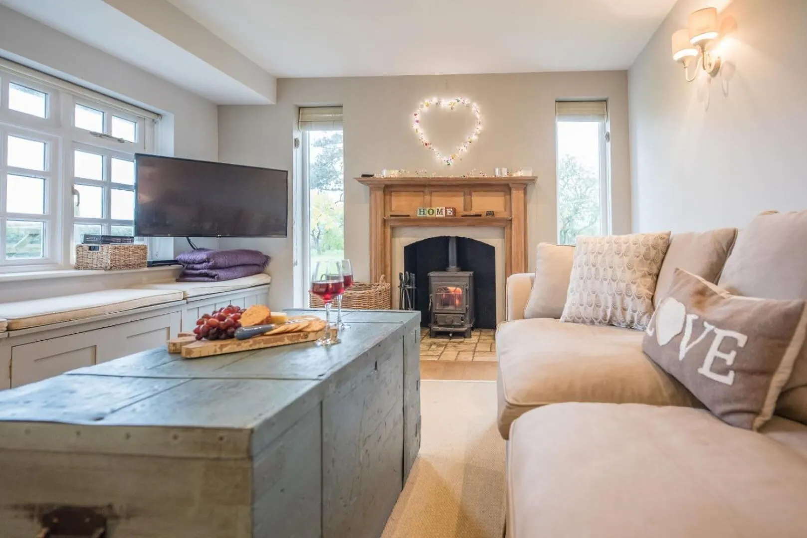 46 Ivy Cottage, Easton