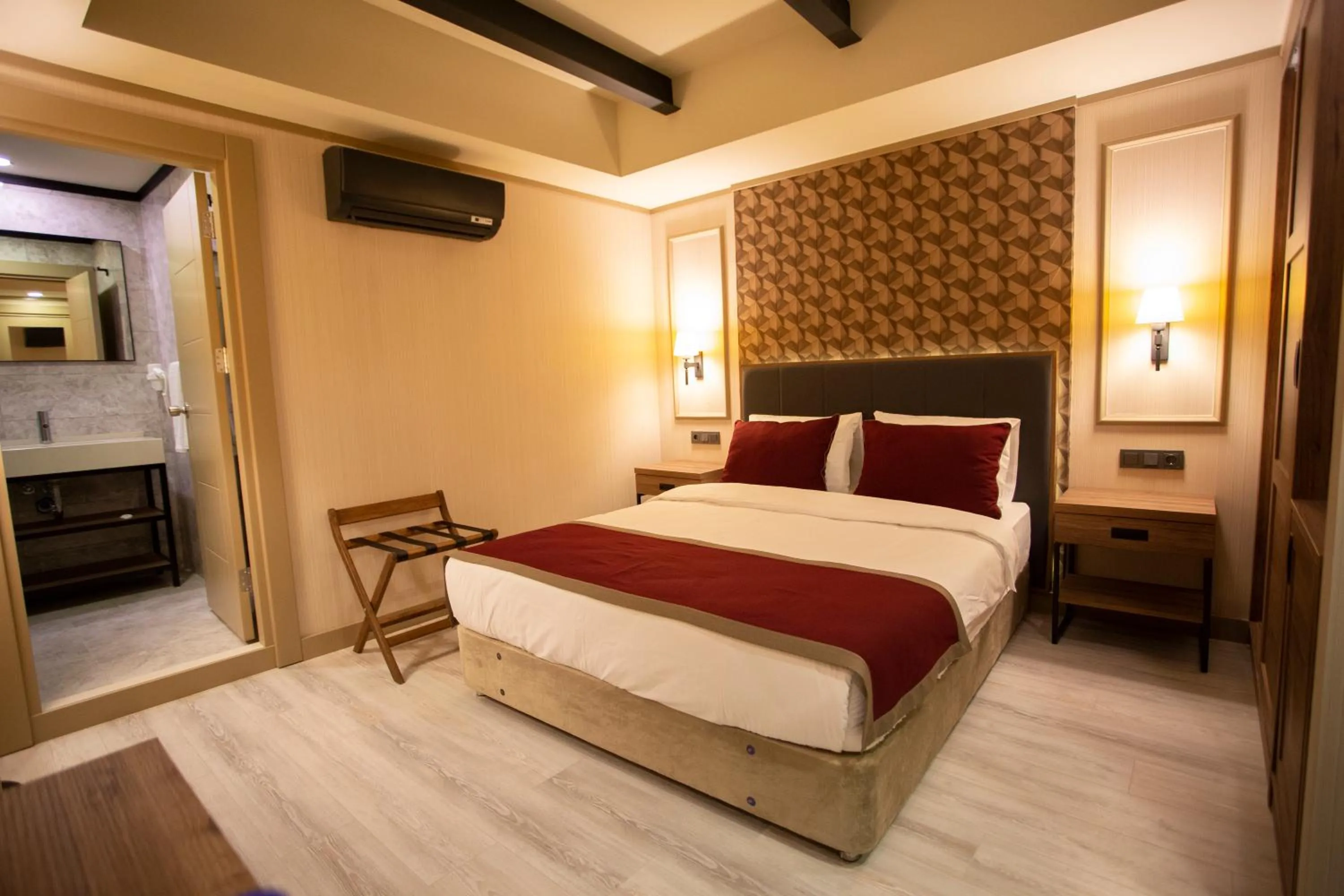 Bed in Beşiktaş Serenity Hotel