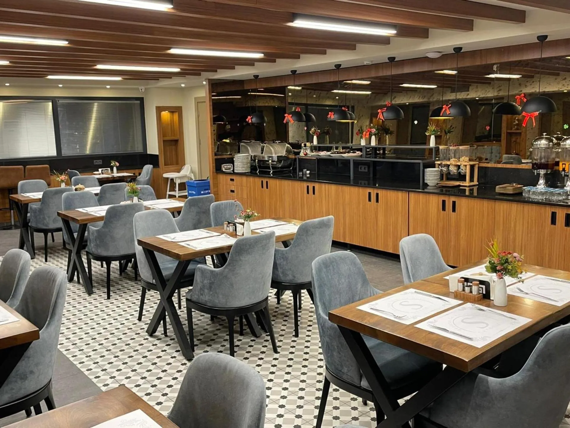 Restaurant/places to eat in Beşiktaş Serenity Hotel