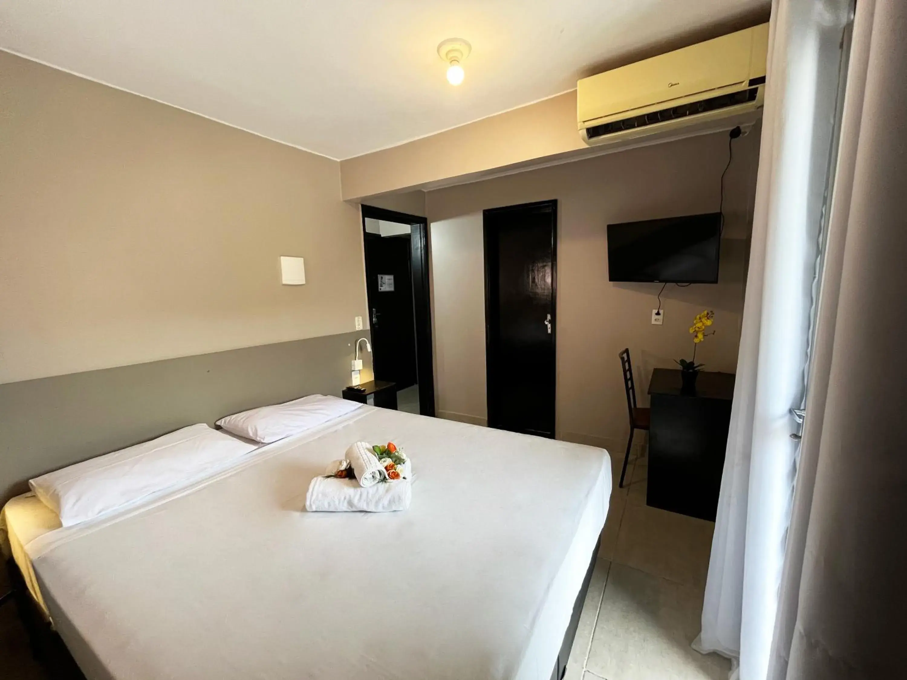 Deluxe Double or Twin Room with Balcony in Hotel Montana Aeroporto by Bsb Inn Deluxe Double or Twin Room with Balcony in Hotel Montana Aeroporto by Bsb Inn