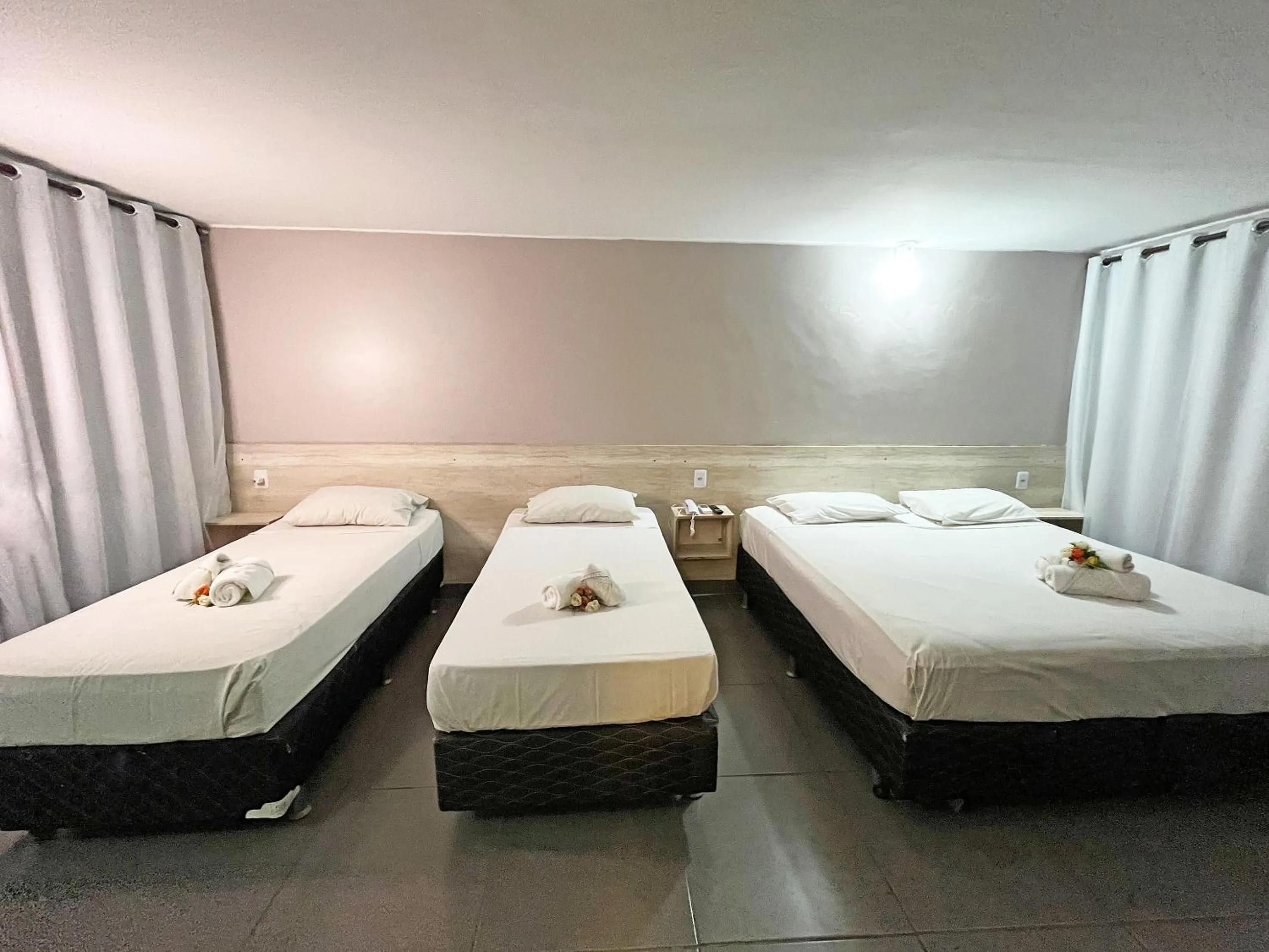 Bed in Hotel Montana Aeroporto by Bsb Inn