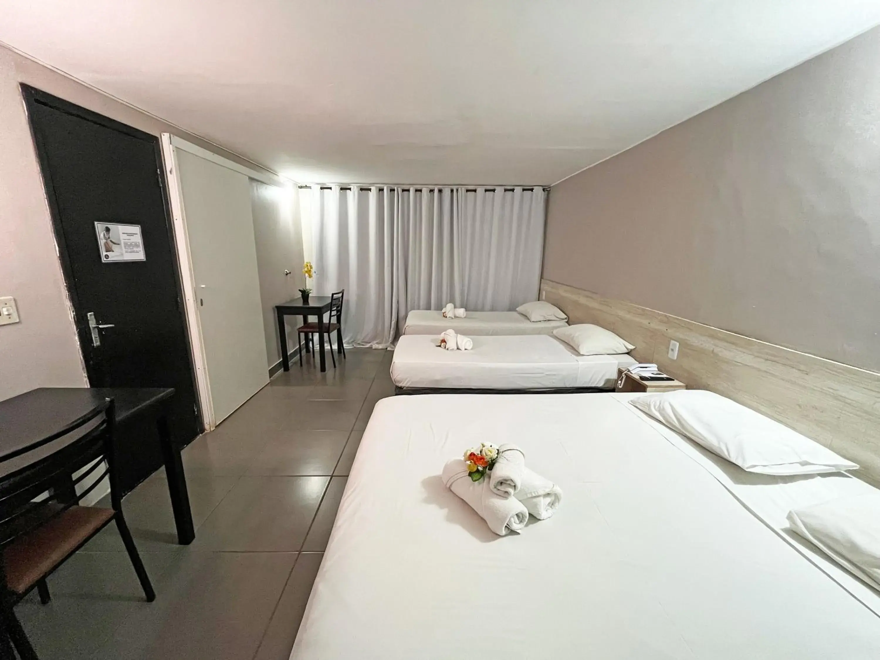 Economy Triple Room in Hotel Montana Aeroporto by Bsb Inn Economy Triple Room in Hotel Montana Aeroporto by Bsb Inn