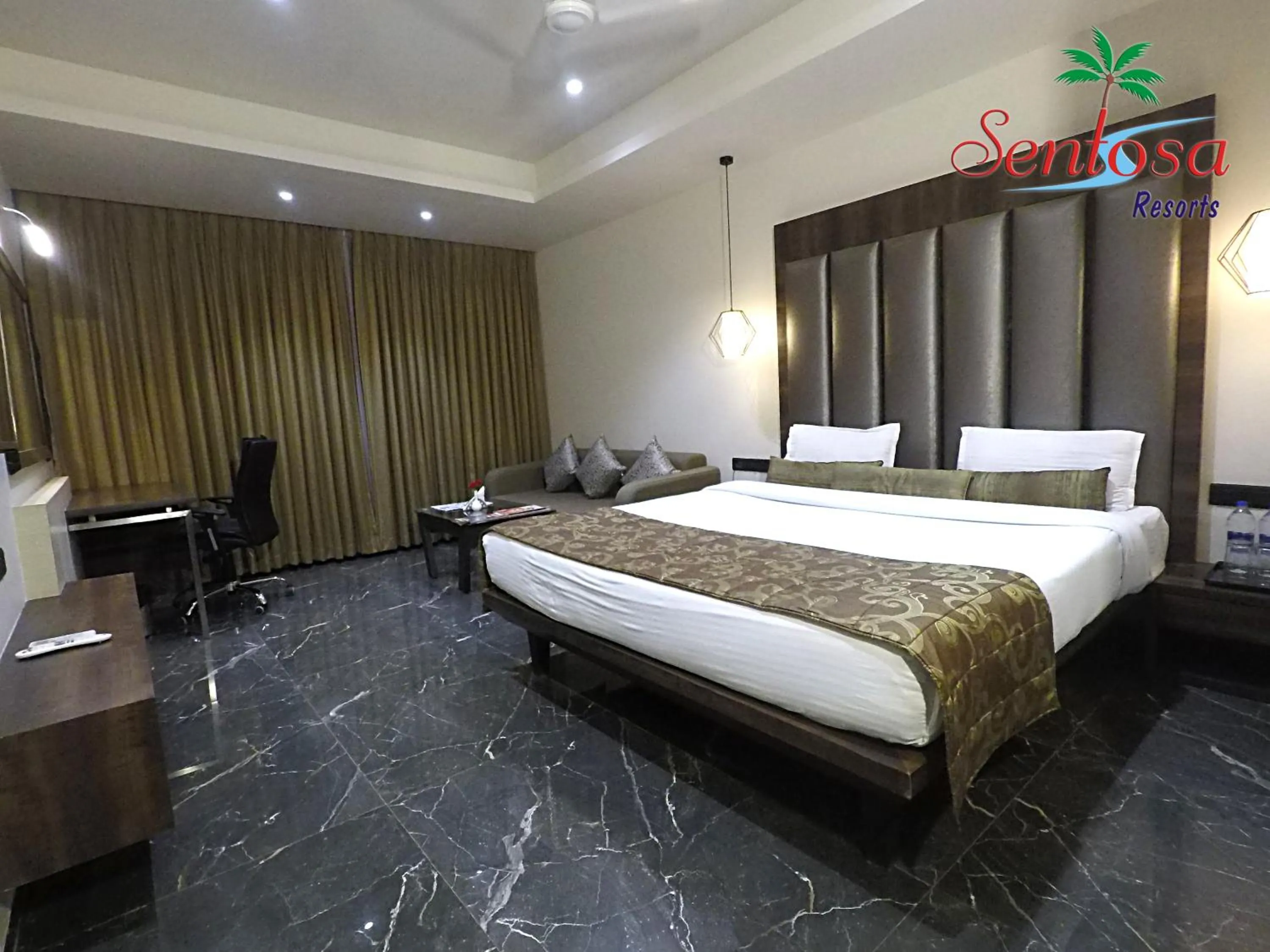 Photo of the whole room in Sentosa Resorts & Water Park