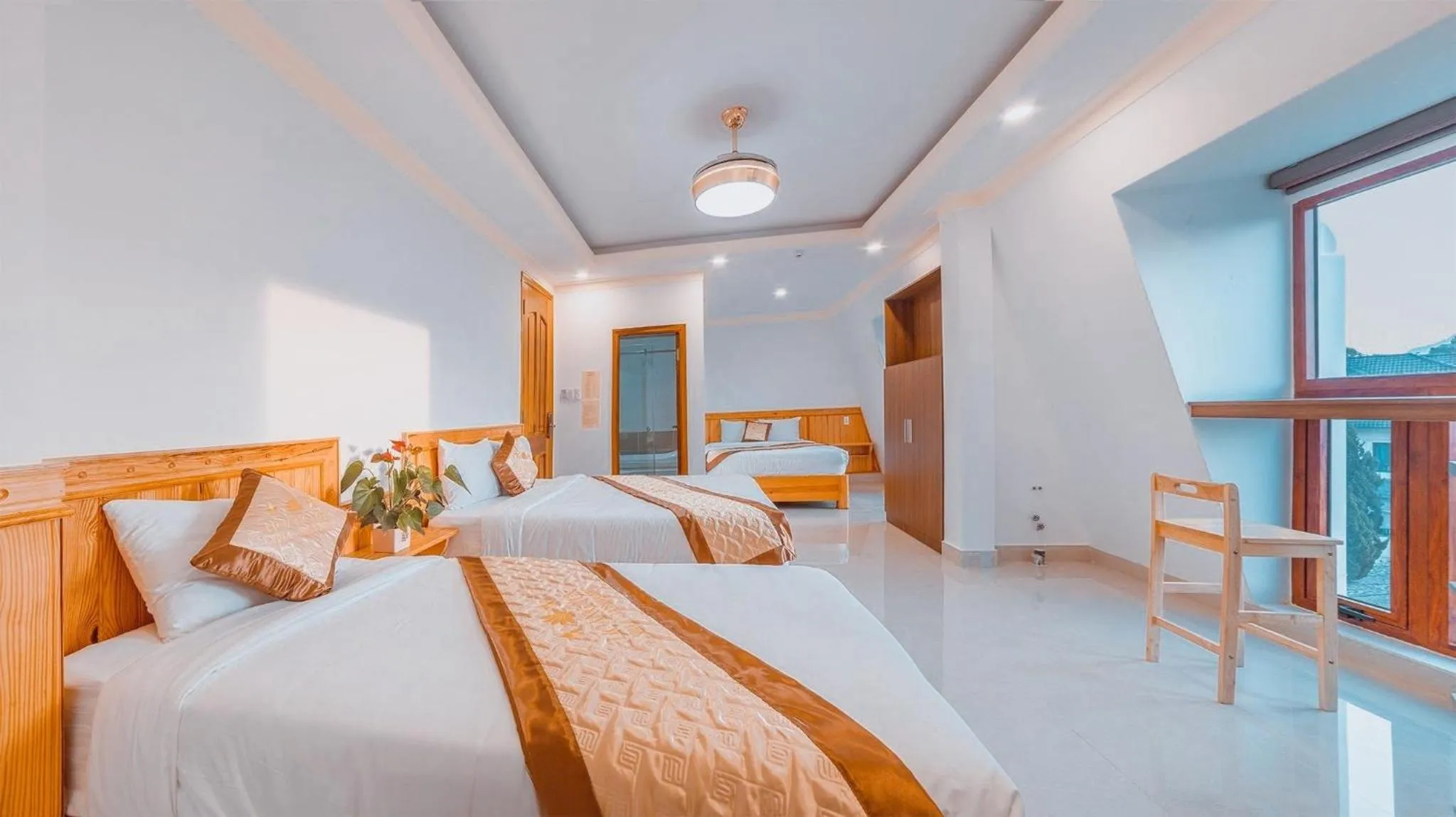 Bed in Hoàng Yến Villa Dalat