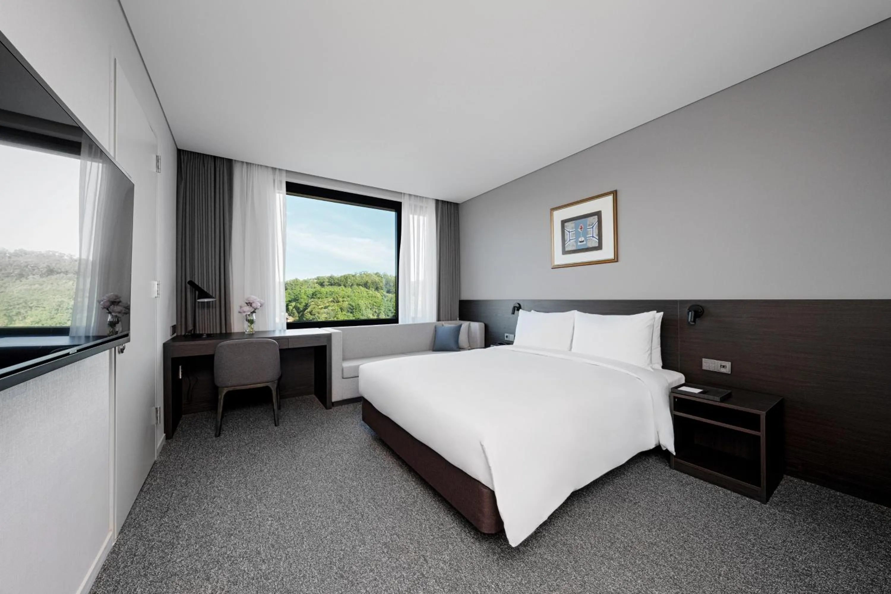 Bedroom, Bed in Nine Tree by Parnas Seoul Pangyo