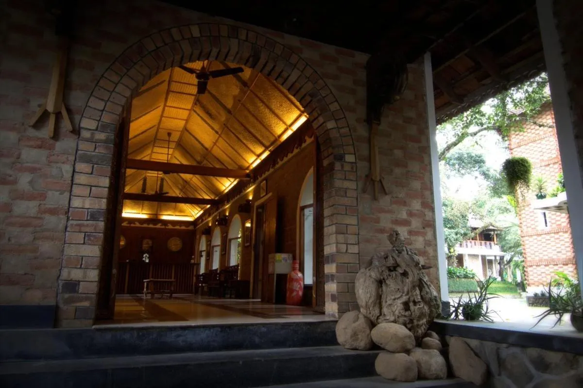 Facade/entrance in Hotel Ambadi