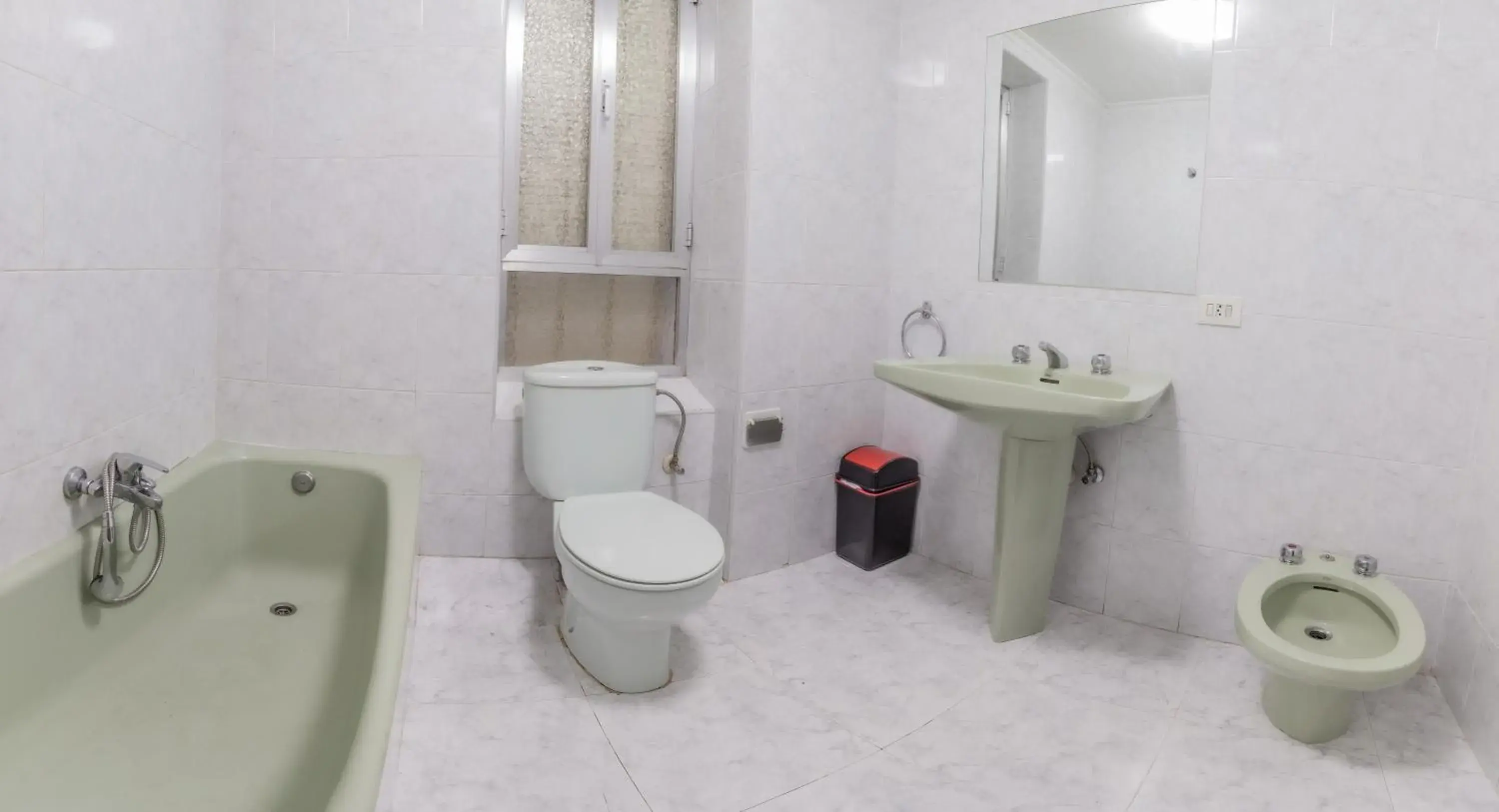 Twin Room with Shared Bathroom in Pensión Virginia by Vivere Stays Twin Room with Shared Bathroom in Pensión Virginia by Vivere Stays