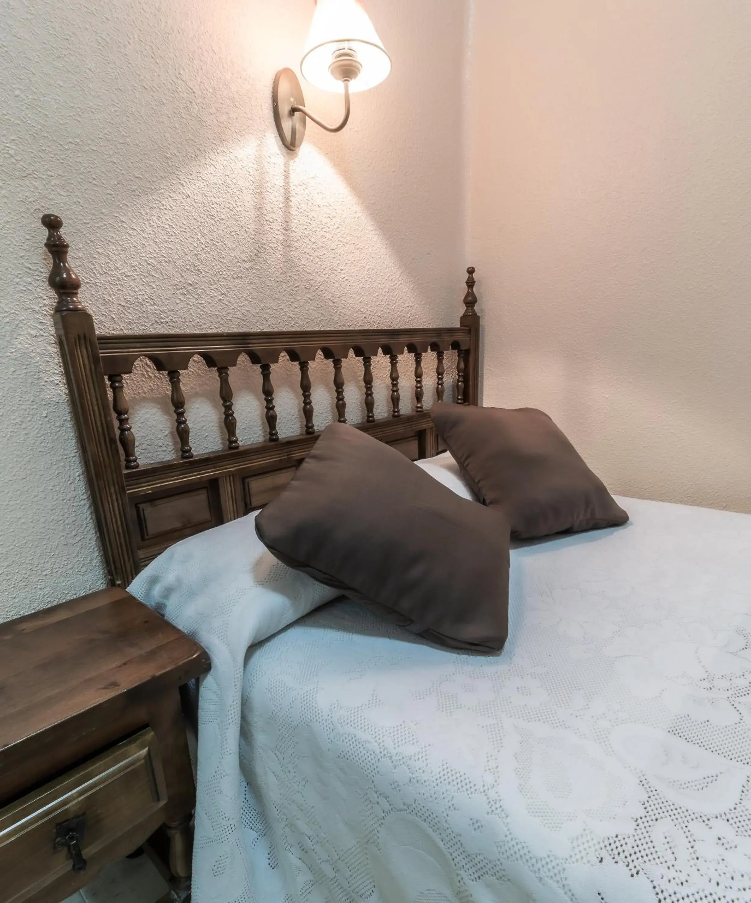Single Room in Pensión Virginia by Vivere Stays Single Room in Pensión Virginia by Vivere Stays