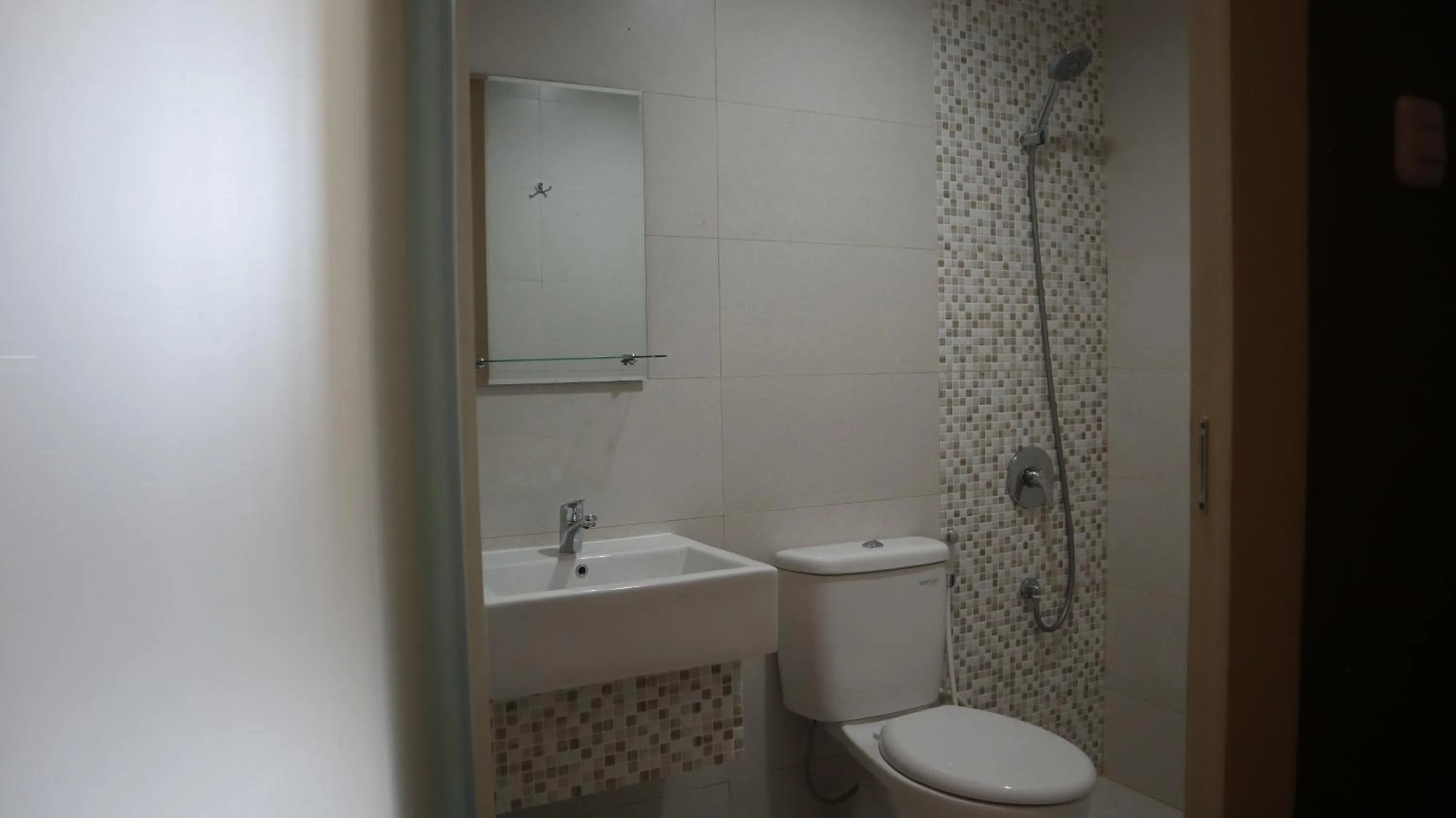 DJURAGAN KAMAR SLIPI