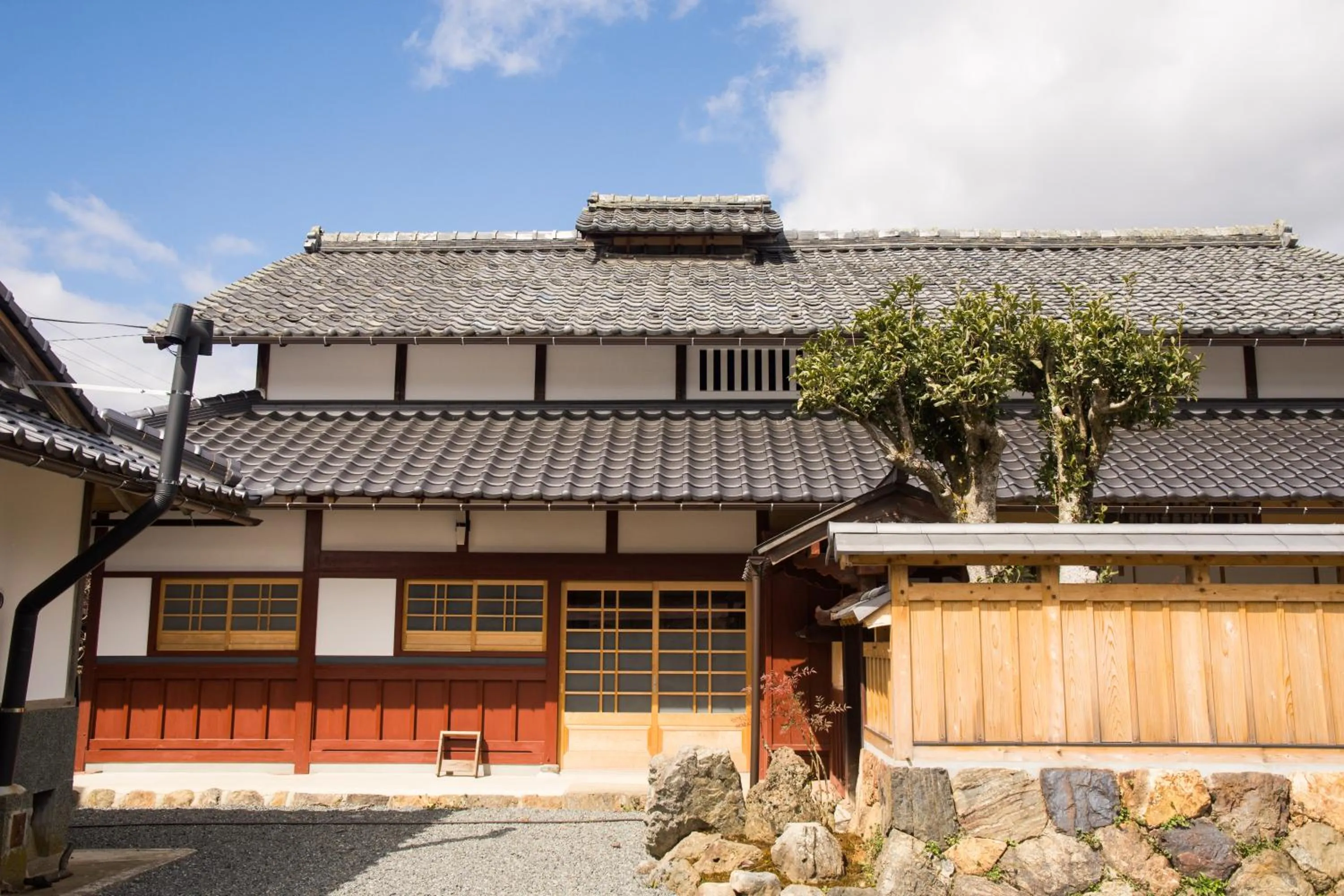 Property building in tehen