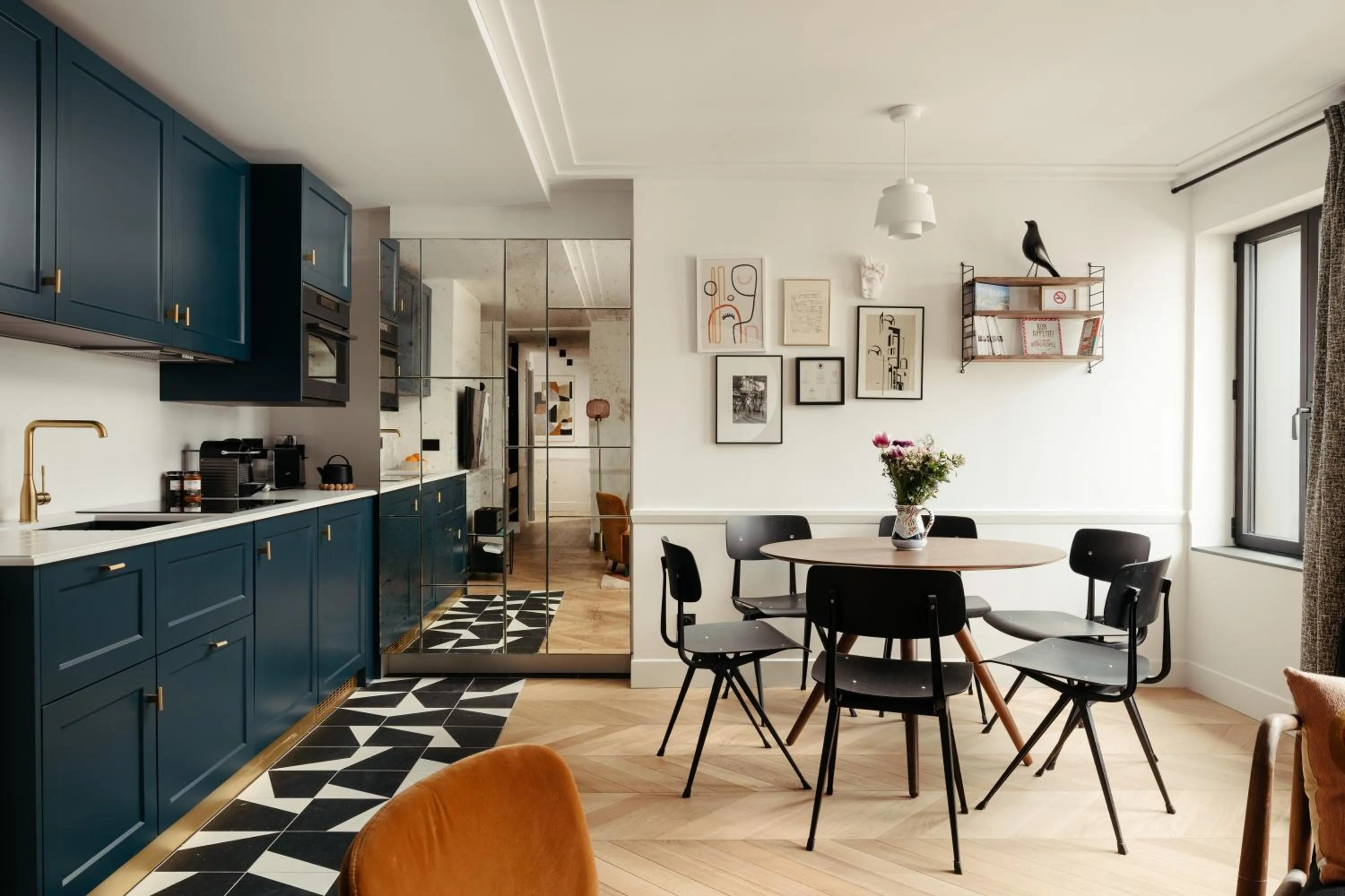 Kitchen or kitchenette in My Maison In Paris Invalides