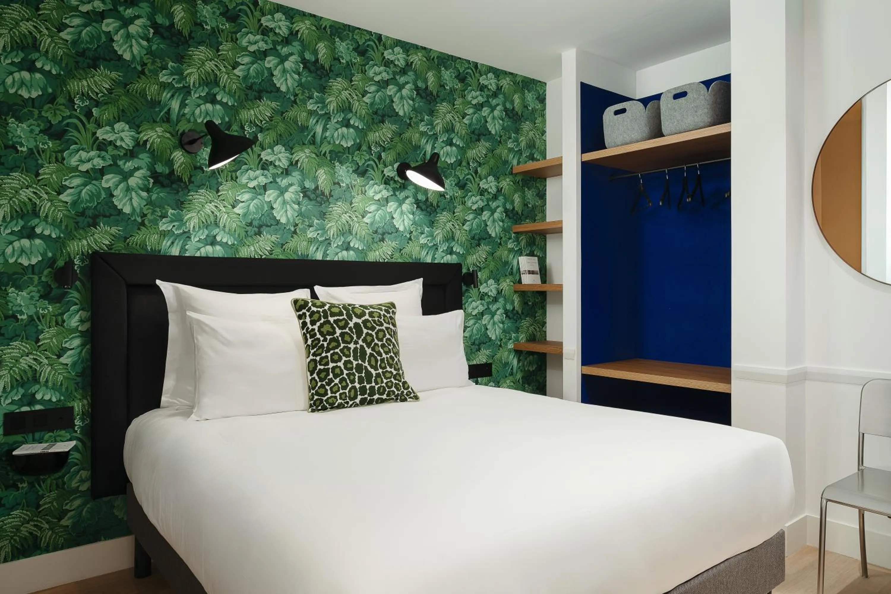 Bed in My Maison In Paris Invalides