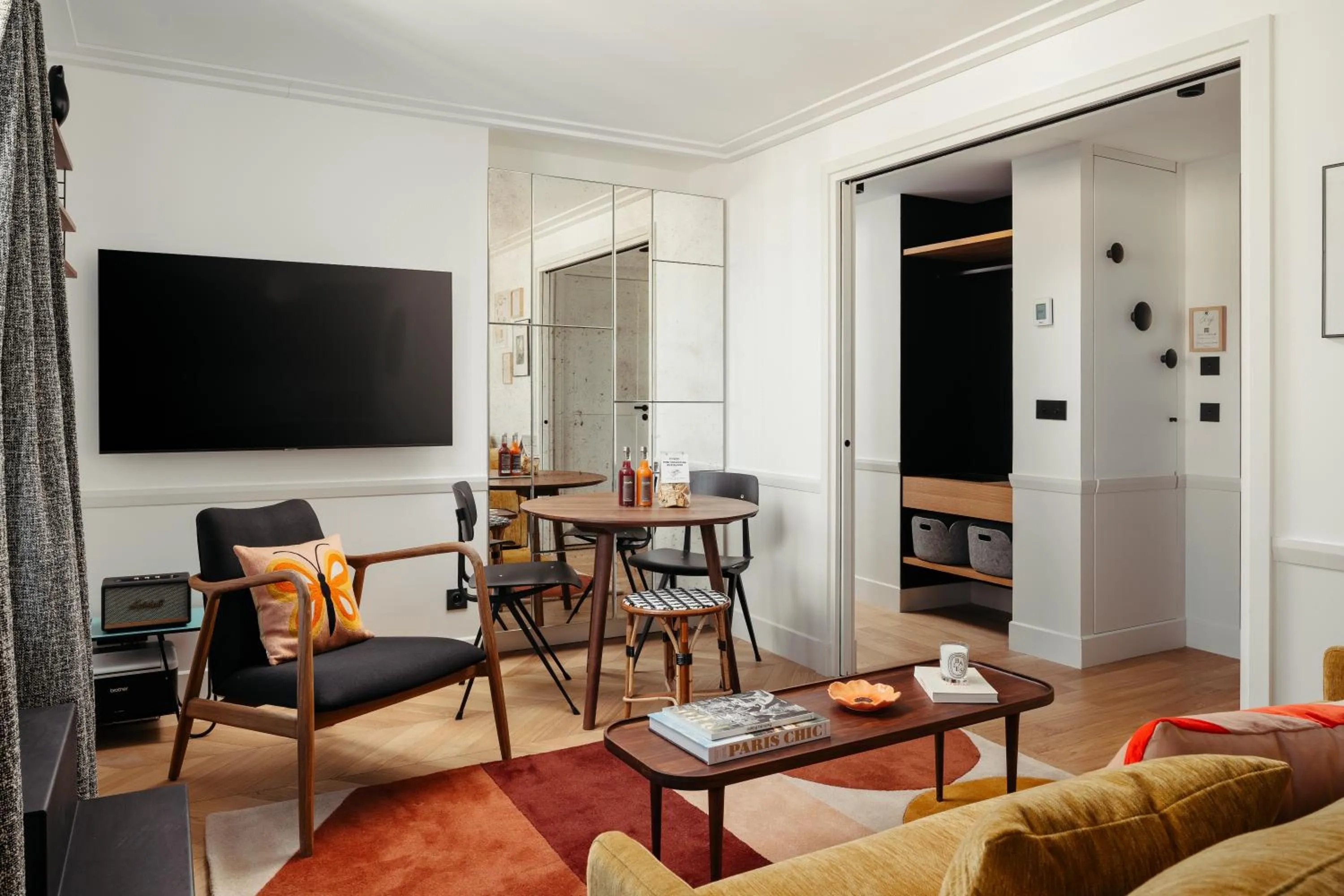 Living room in My Maison In Paris Invalides