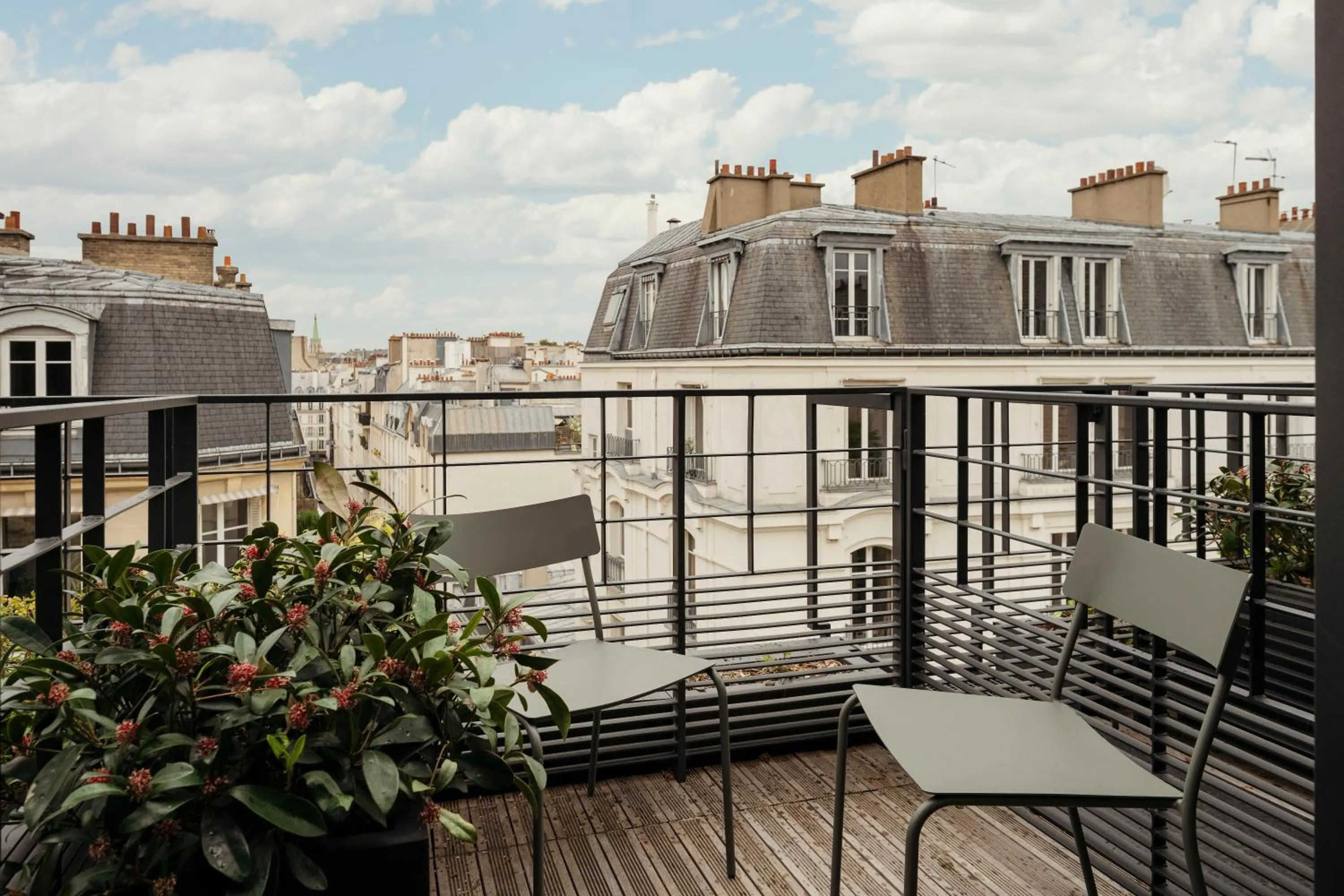 Patio in My Maison In Paris Invalides