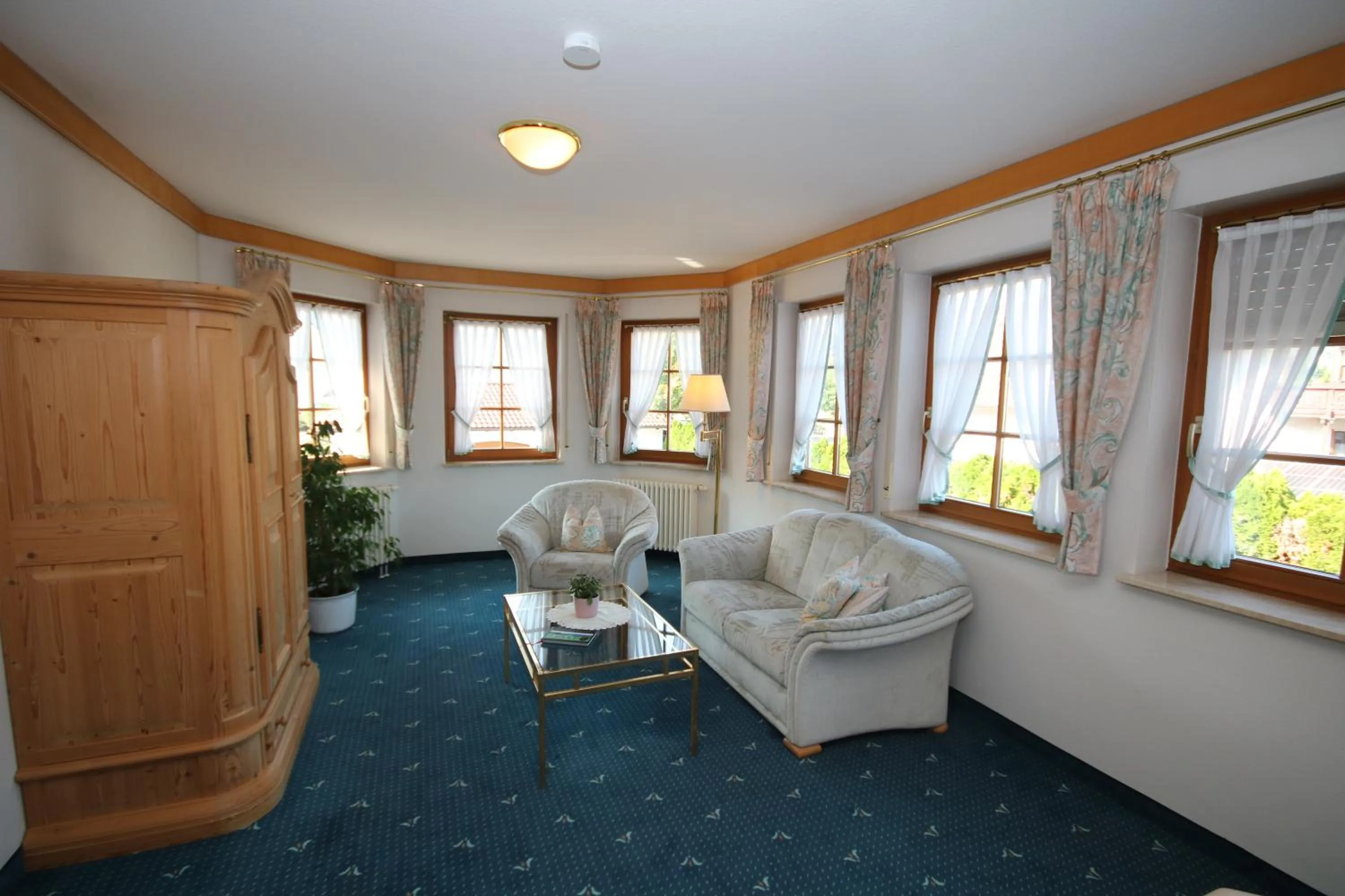 Photo of the whole room in Hotel-Restaurant Hirsch