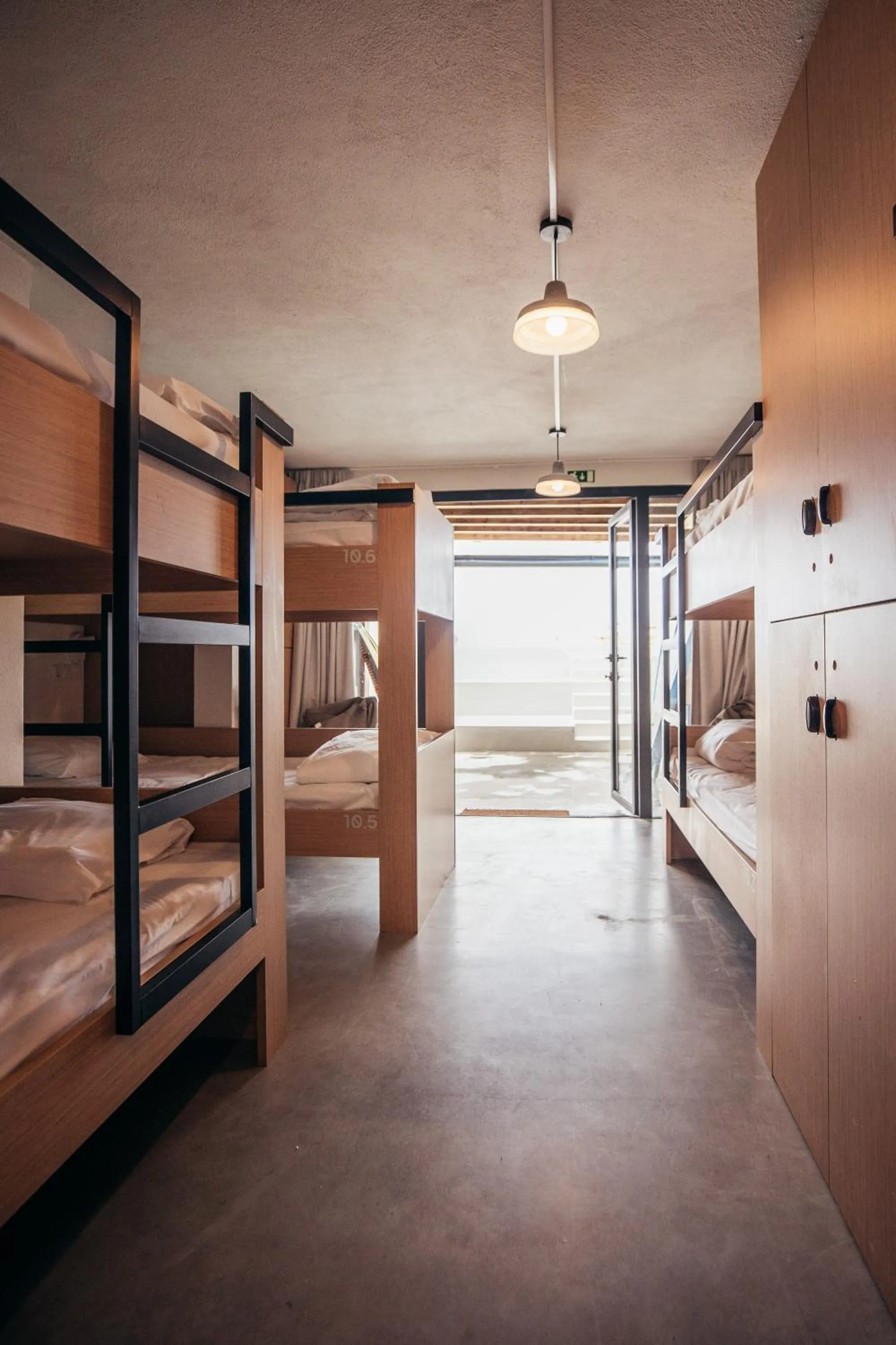 Bed in 8-Bed Mixed Dormitory Room in MUTE Hostel Porto Covo