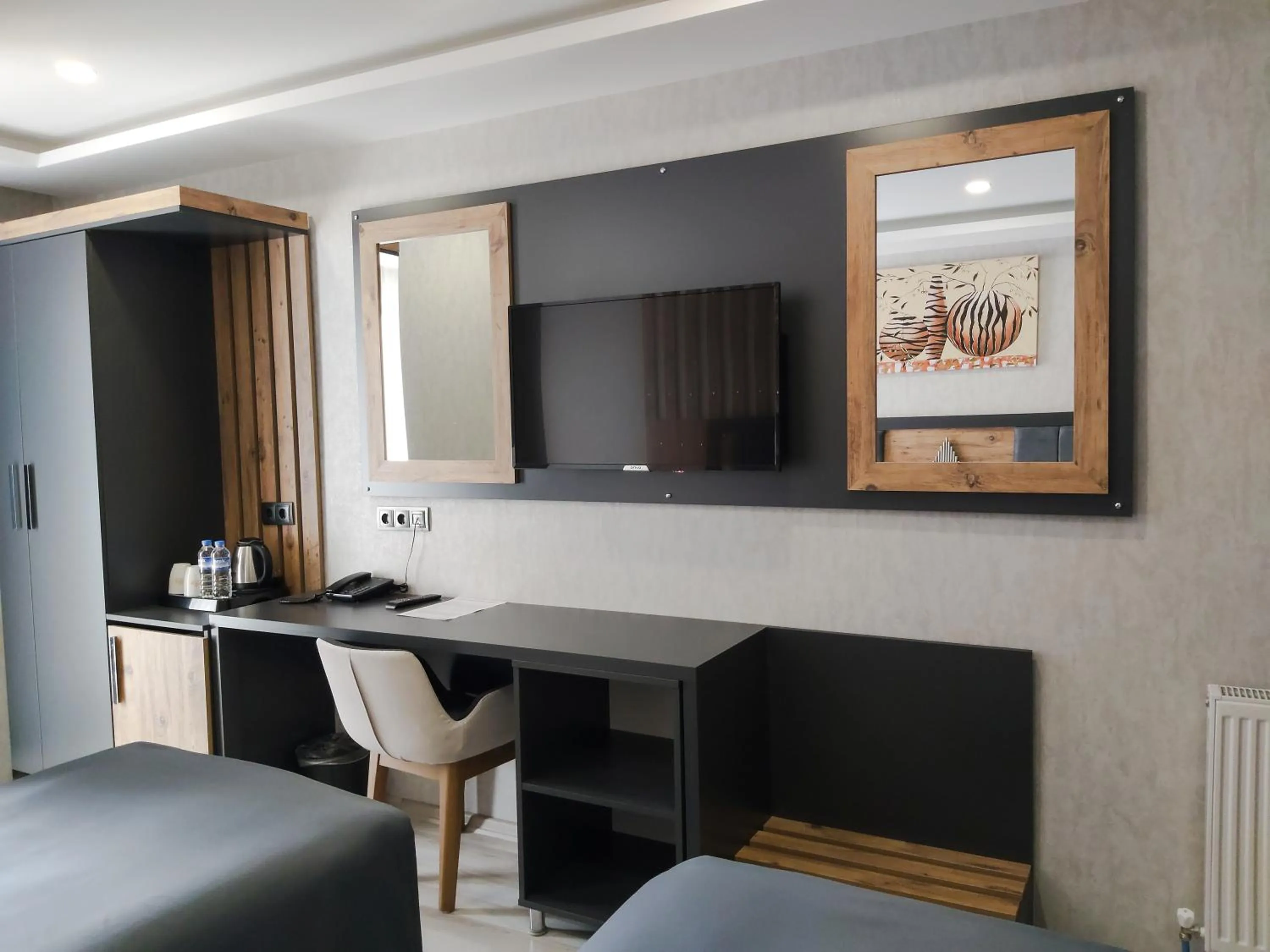 TV and multimedia in RUA WORLD HOTEL