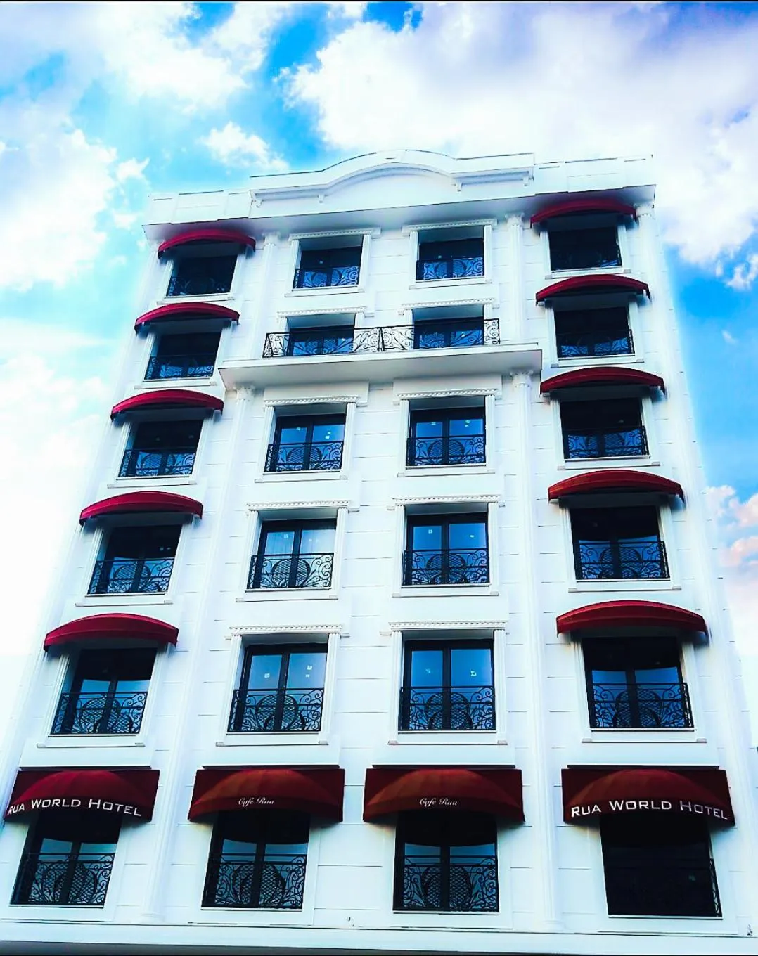Property building in RUA WORLD HOTEL