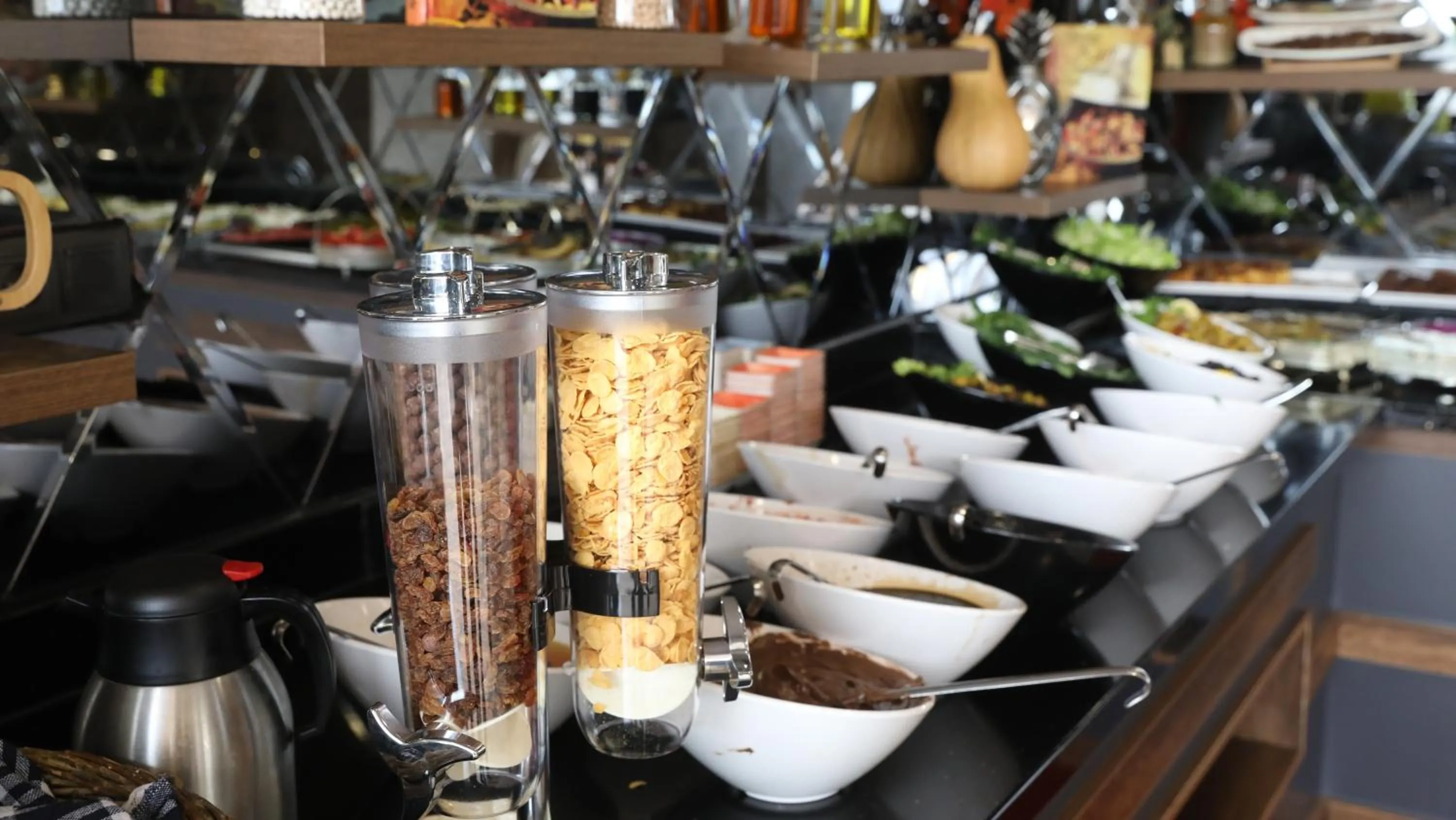 Buffet breakfast in RUA WORLD HOTEL