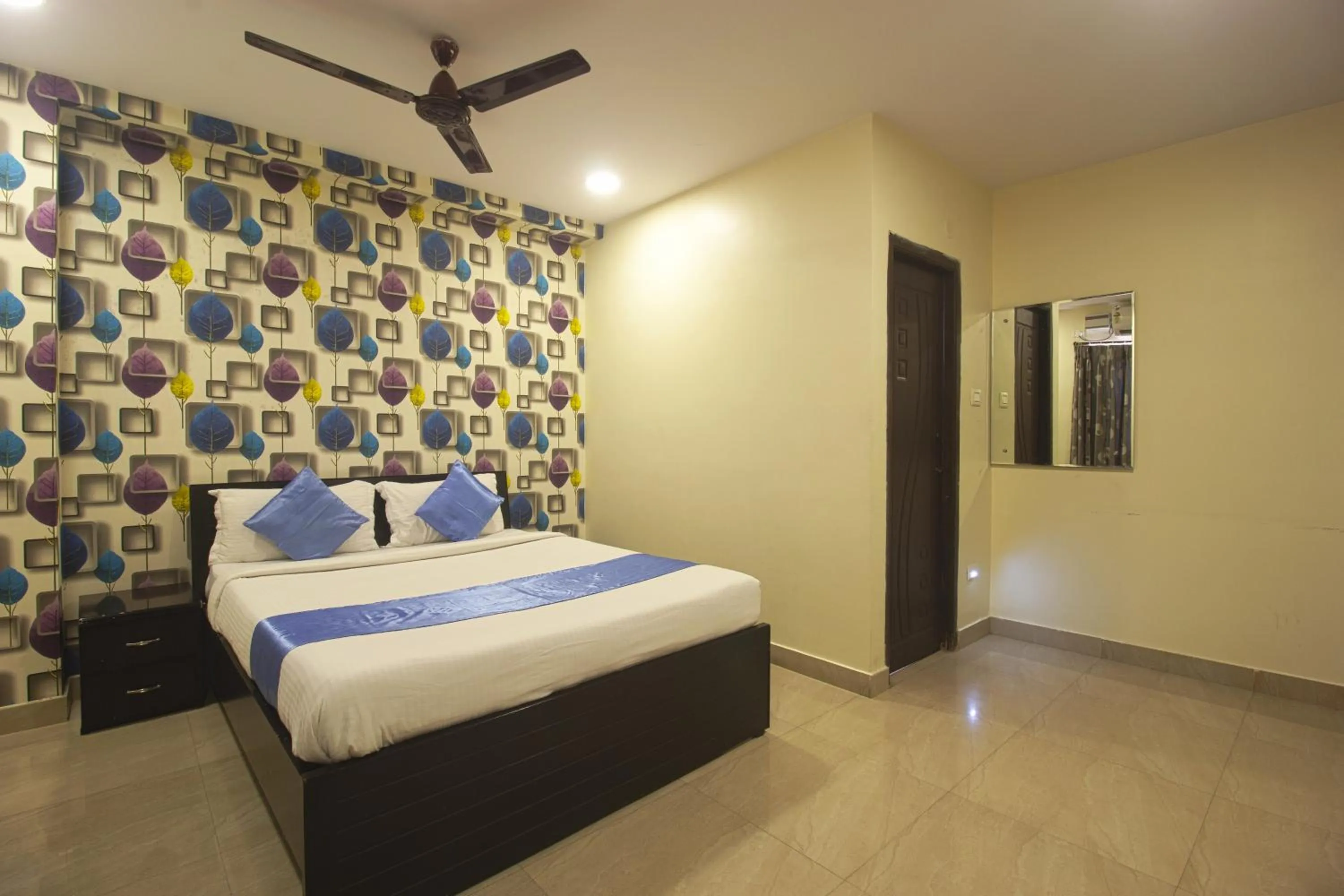 Bed in Hotel NS Royal Emirates With 3Hr Early check in