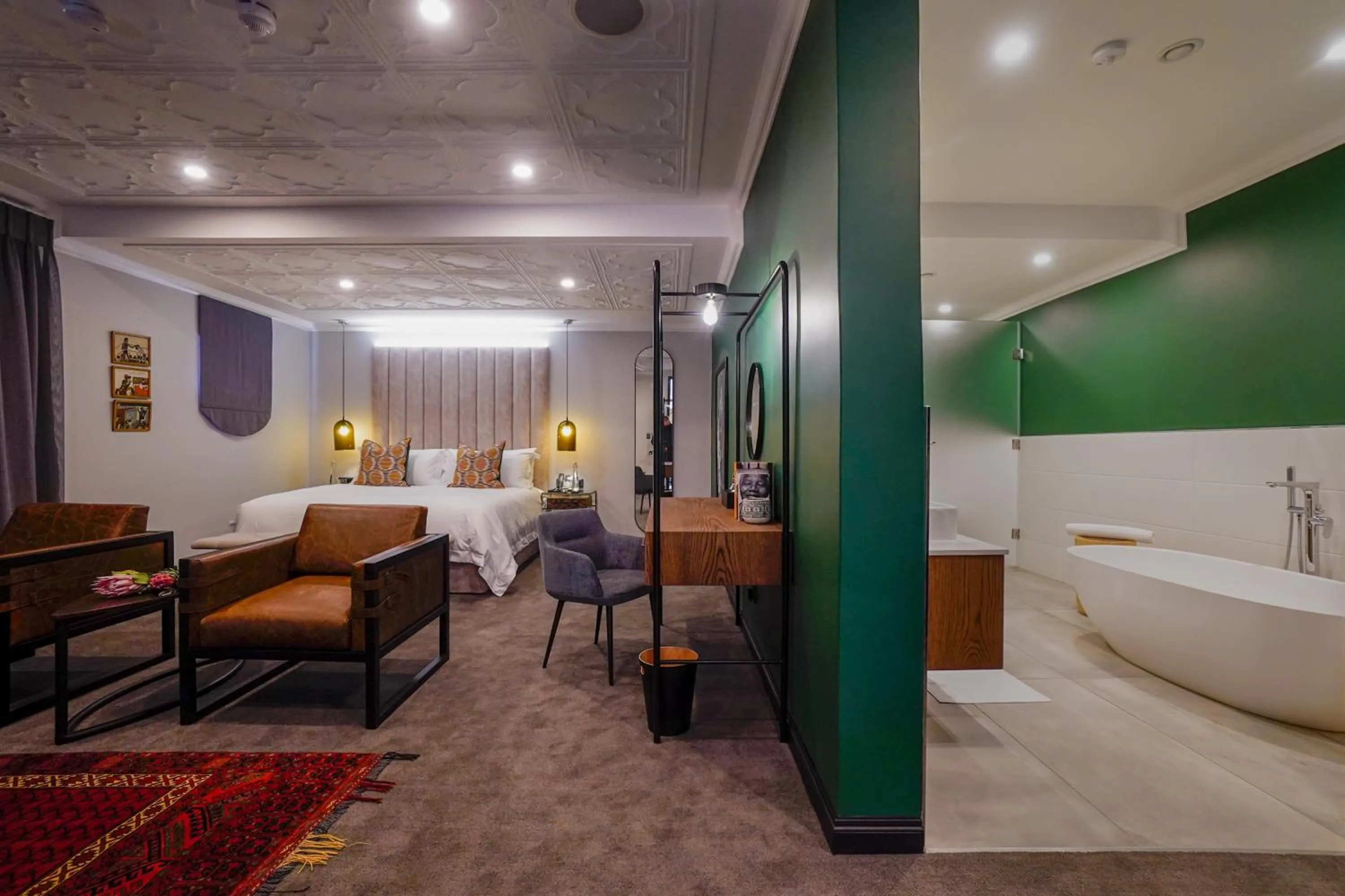 Bathroom, Bed in Sanctuary Mandela