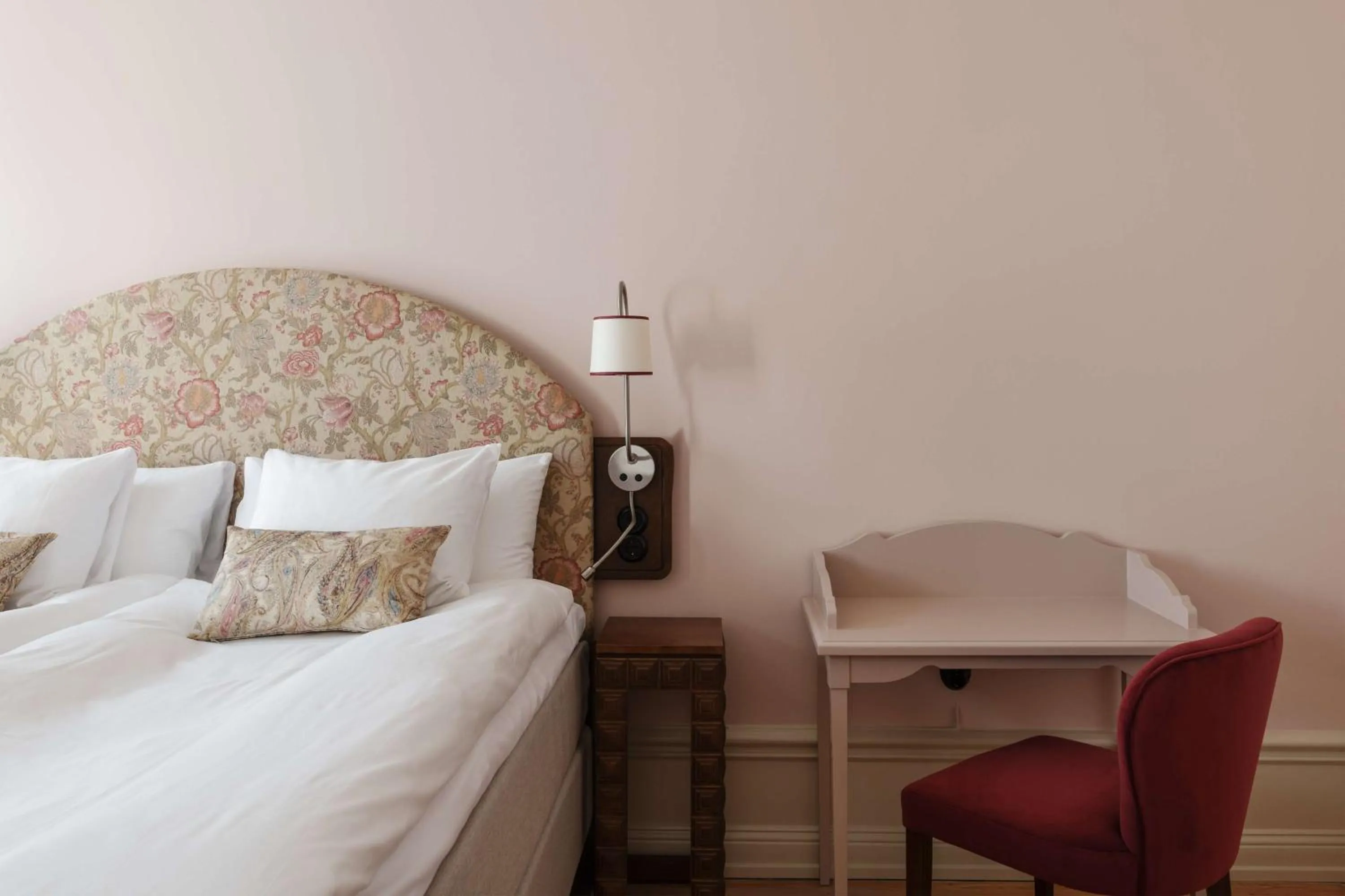 Photo of the whole room, Bed in Hotel Ruth, WorldHotels Crafted