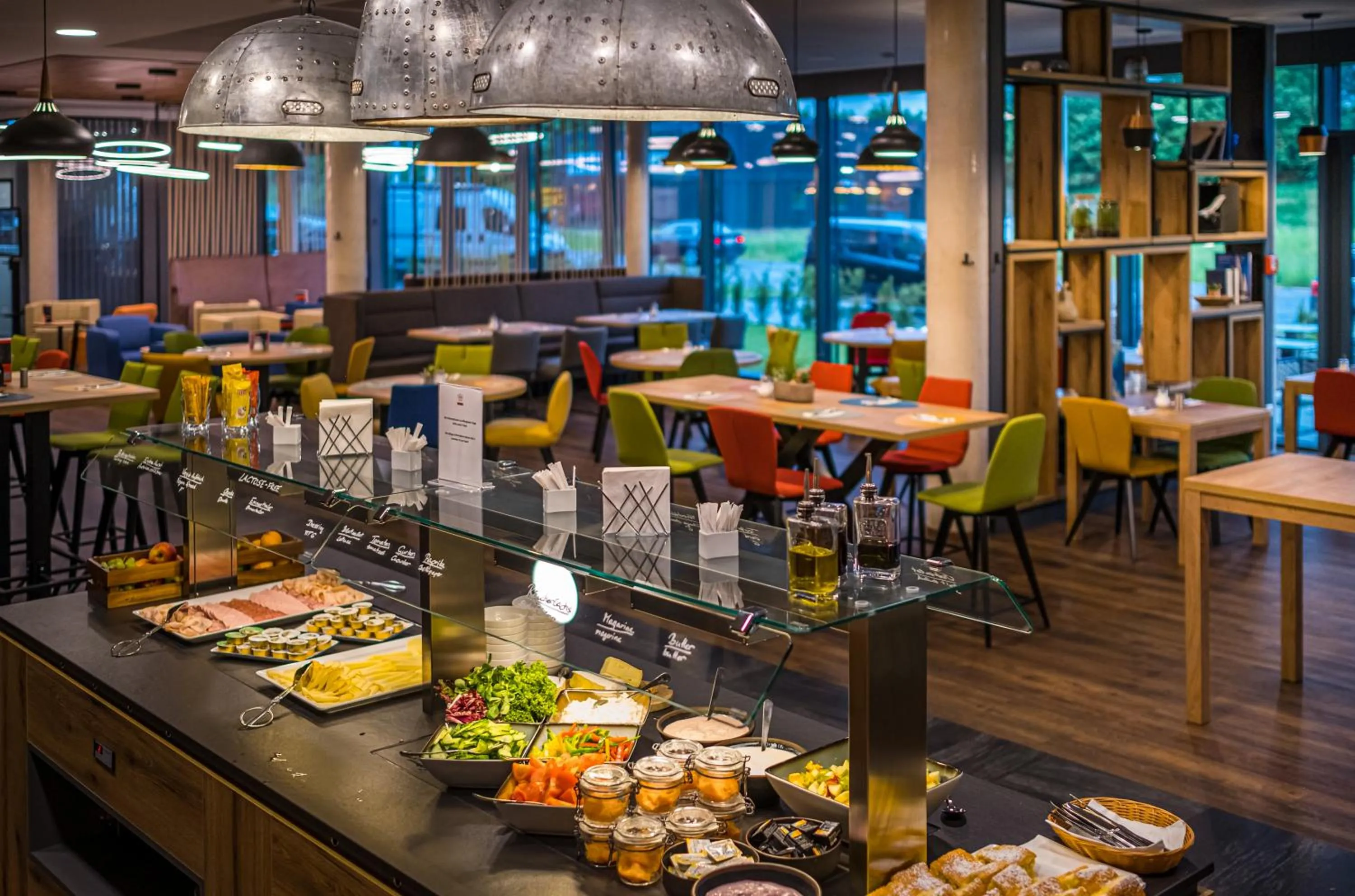 Breakfast in Aiden by Best Western Stadtgut Hotel Steyr - FREE PARKING
