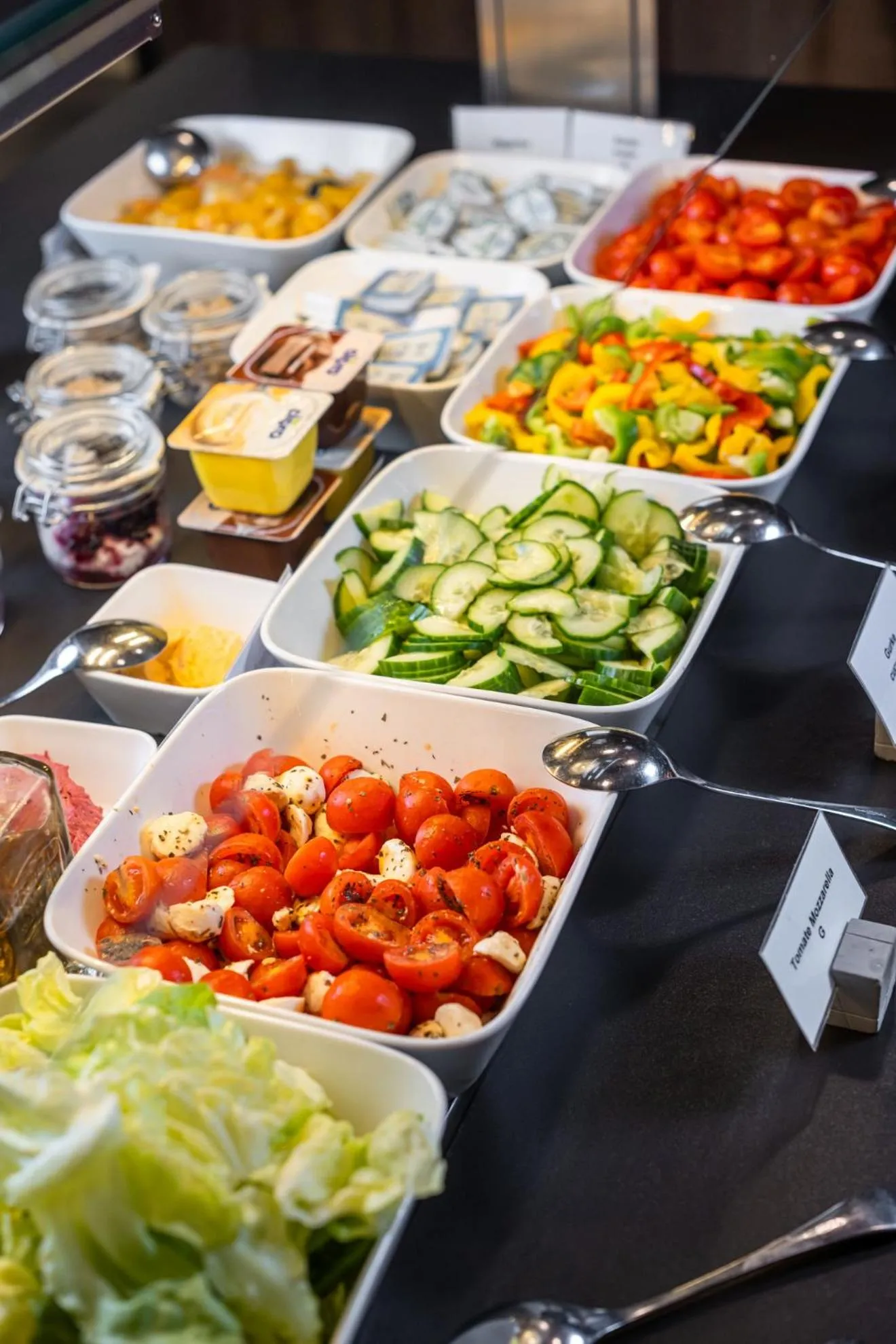 Breakfast in Aiden by Best Western Stadtgut Hotel Steyr - FREE PARKING