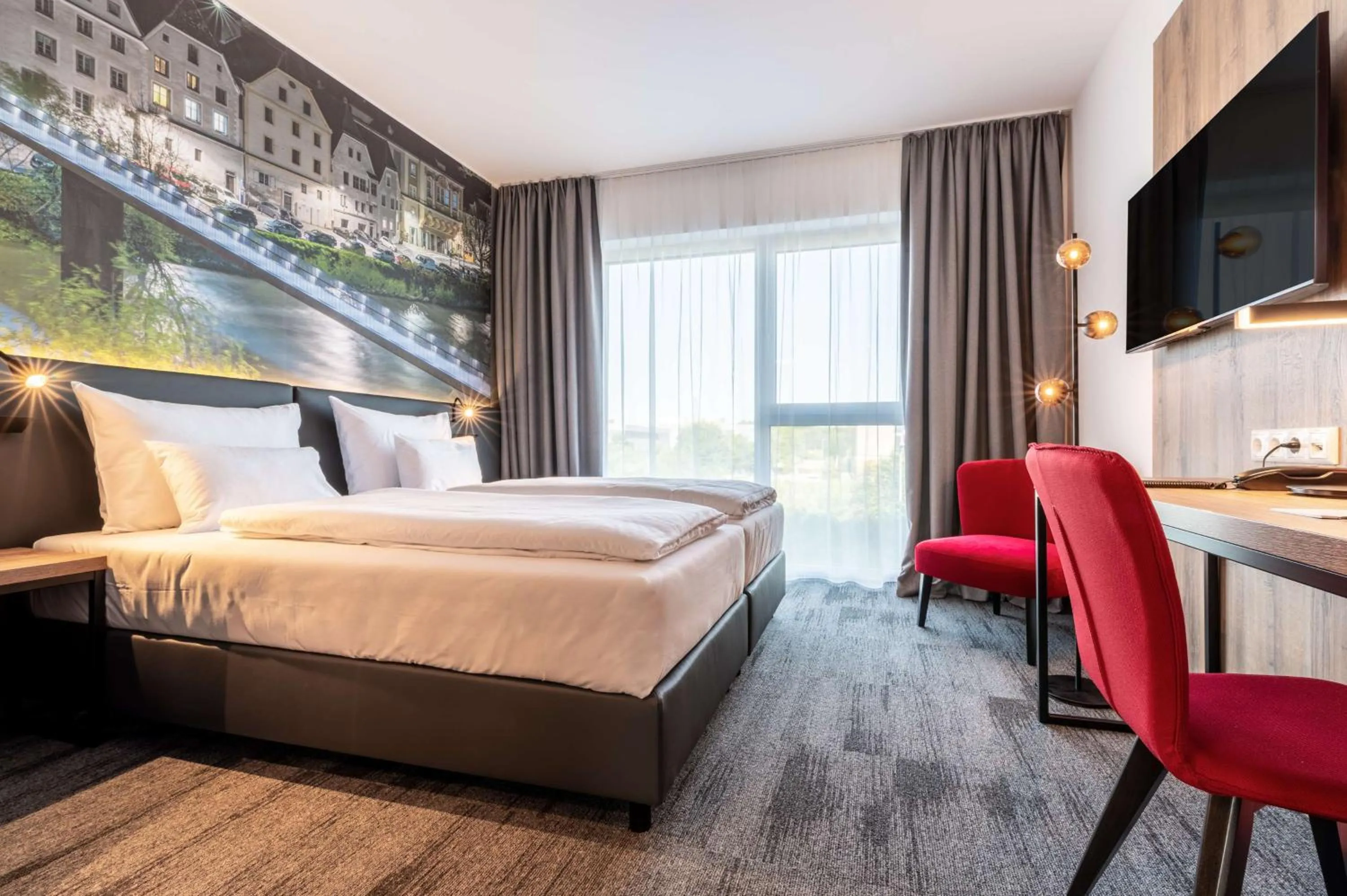 Bedroom, Bed in Aiden by Best Western Stadtgut Hotel Steyr - FREE PARKING